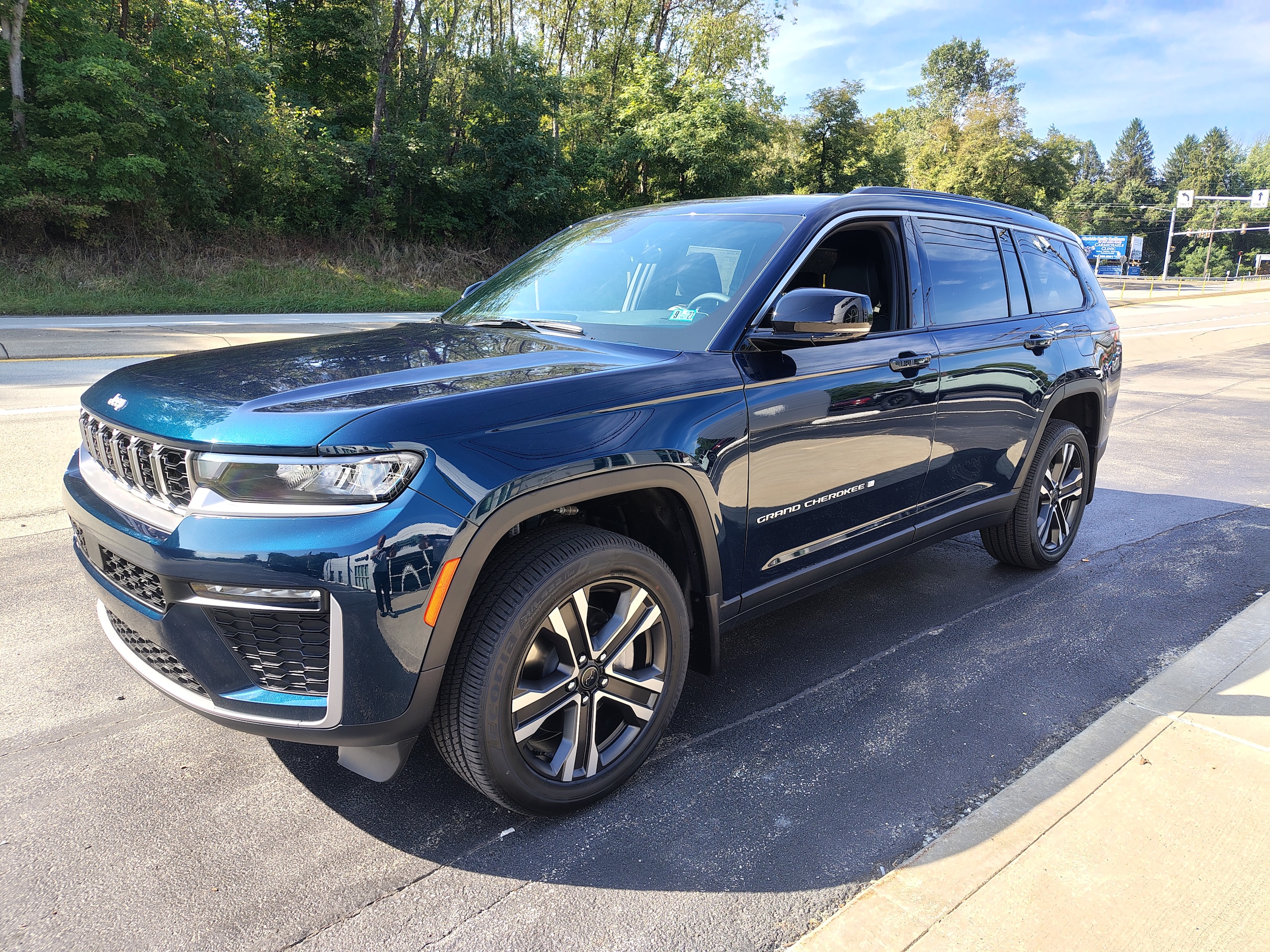 2027 Jeep Grand Cherokee L Limited Fathom Blue Pearlcoat at Solomon CJD Carmichaels