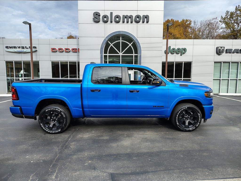 New 2026 Ram 1500 BIG HORN CREW CAB 4X4 5'7 BOX Pickup