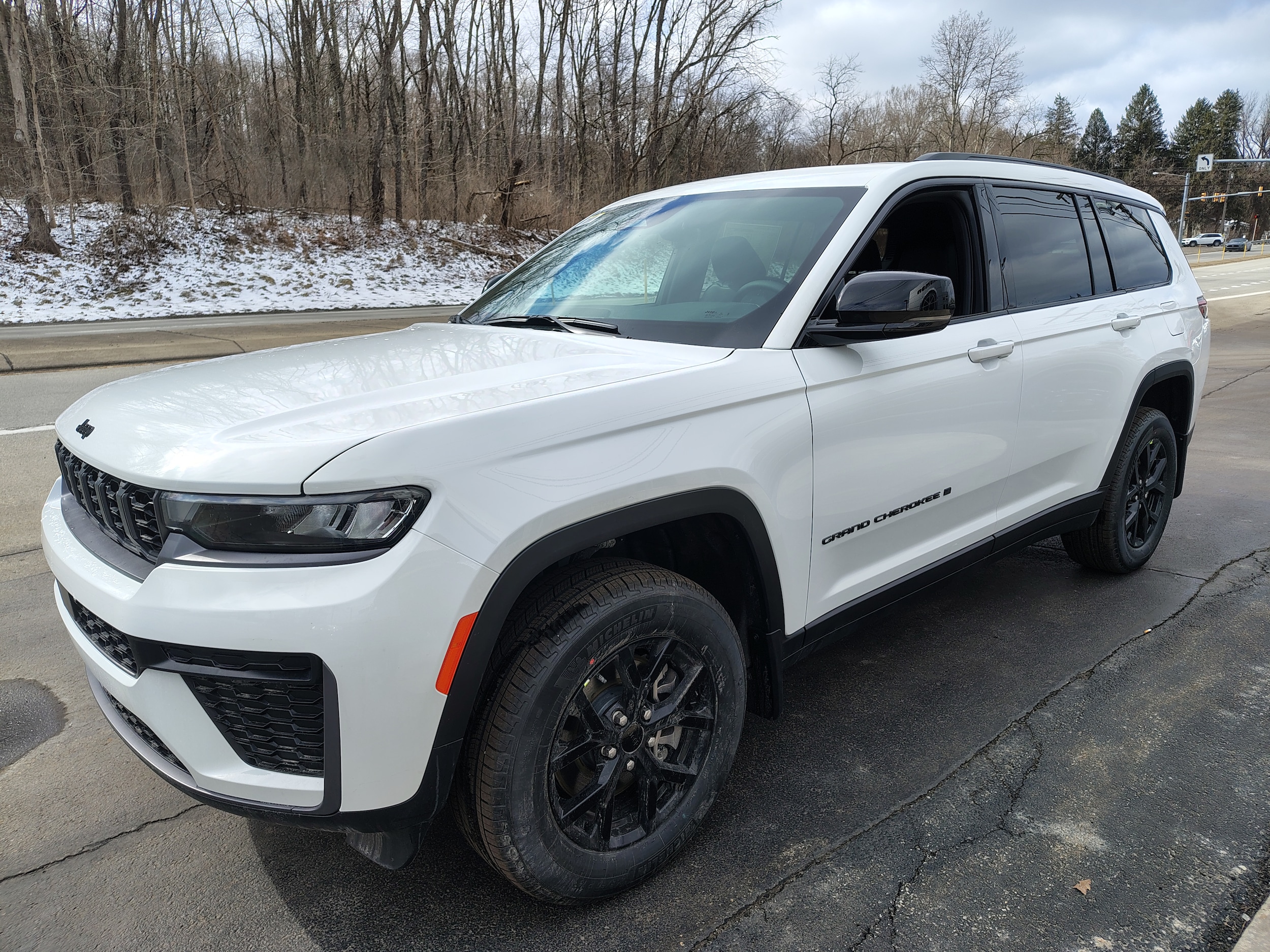 2026 Jeep Grand Cherokee L LAREDO ALTITUDE 4X4 - 5