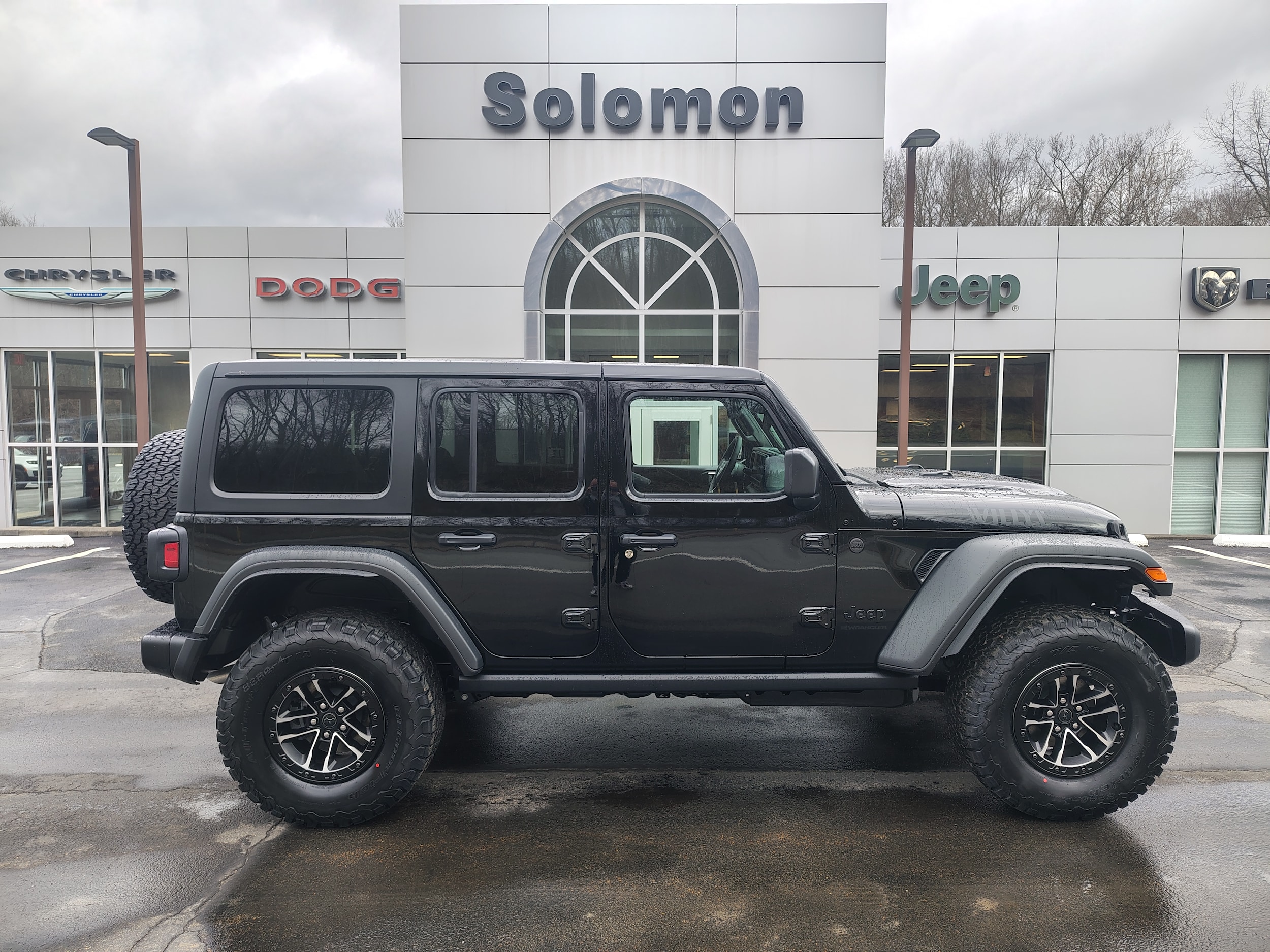 2026 Jeep Wrangler 4-Door Willys's photo