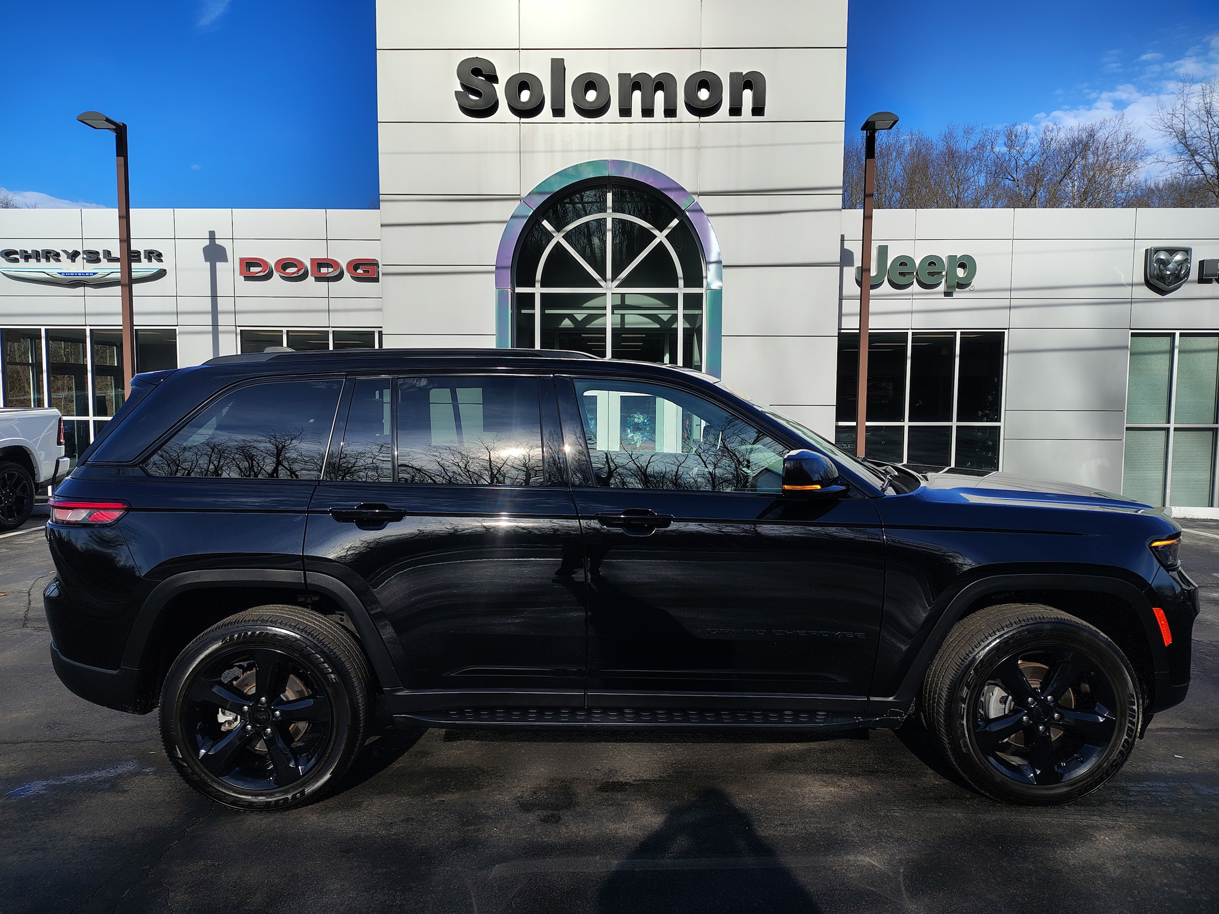 2024 Jeep Grand Cherokee Altitude's photo