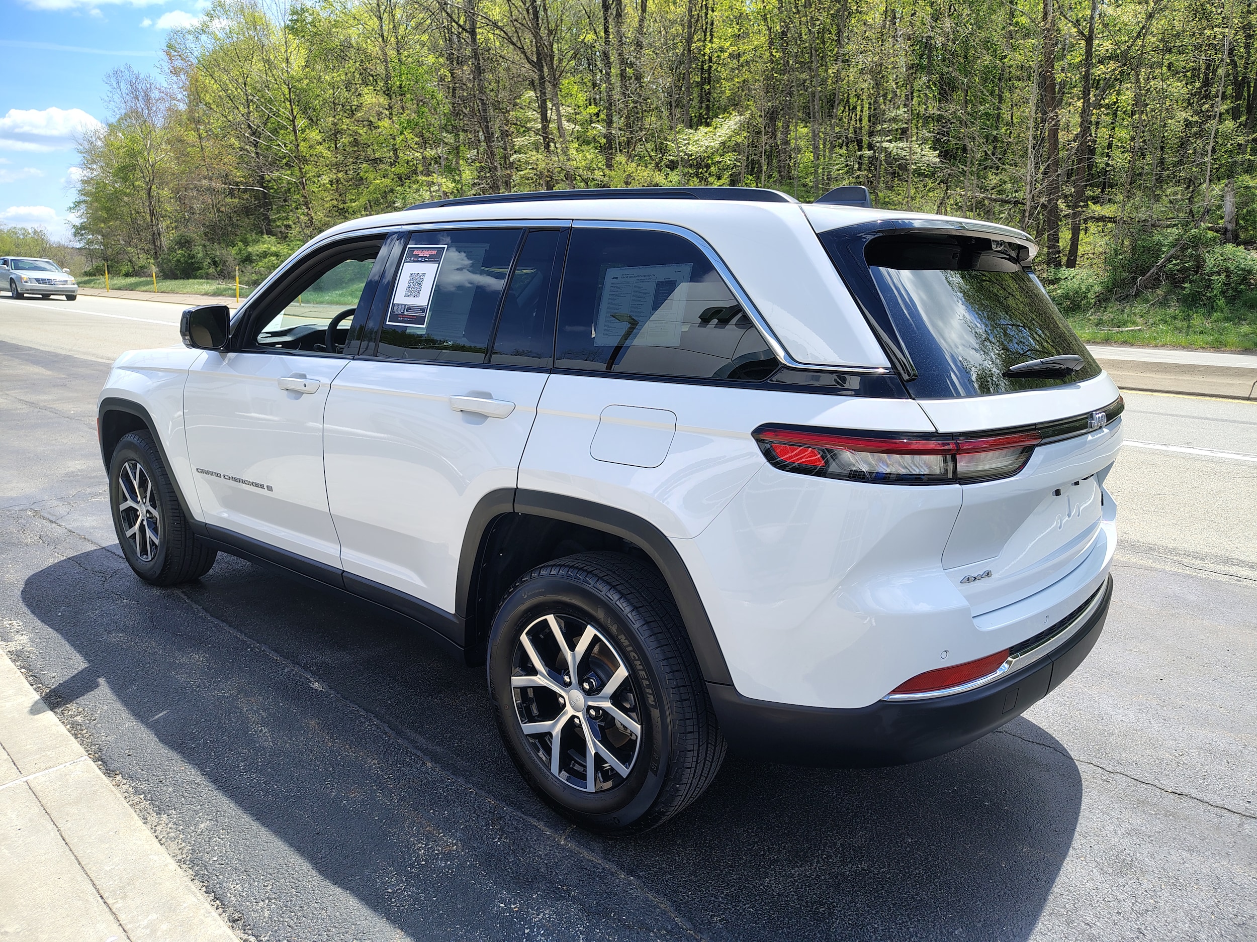 2025 Jeep Grand Cherokee Limited Bright White Clearcoat at Solomon CJD Carmichaels