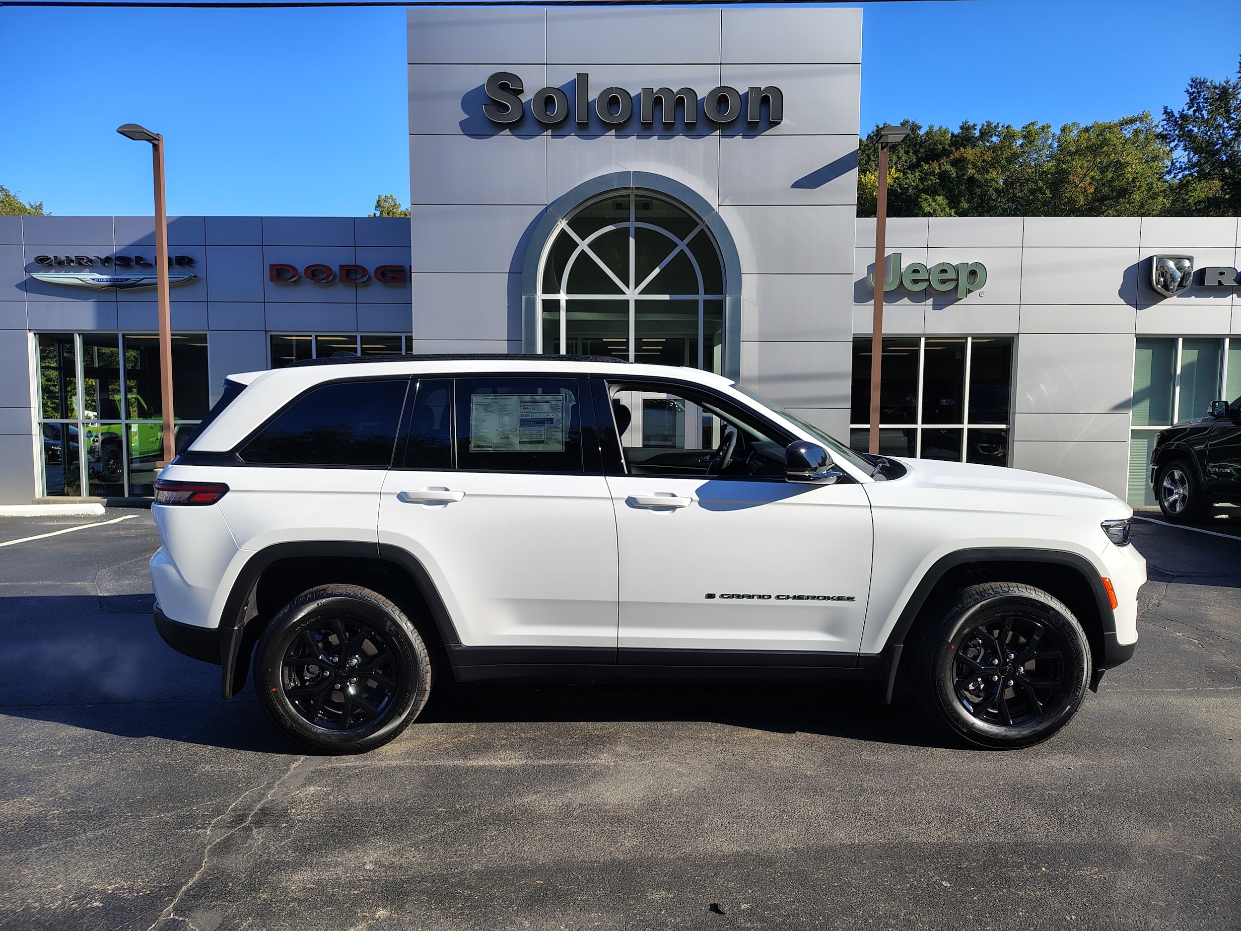 2025 Jeep Grand Cherokee Sport Utility 