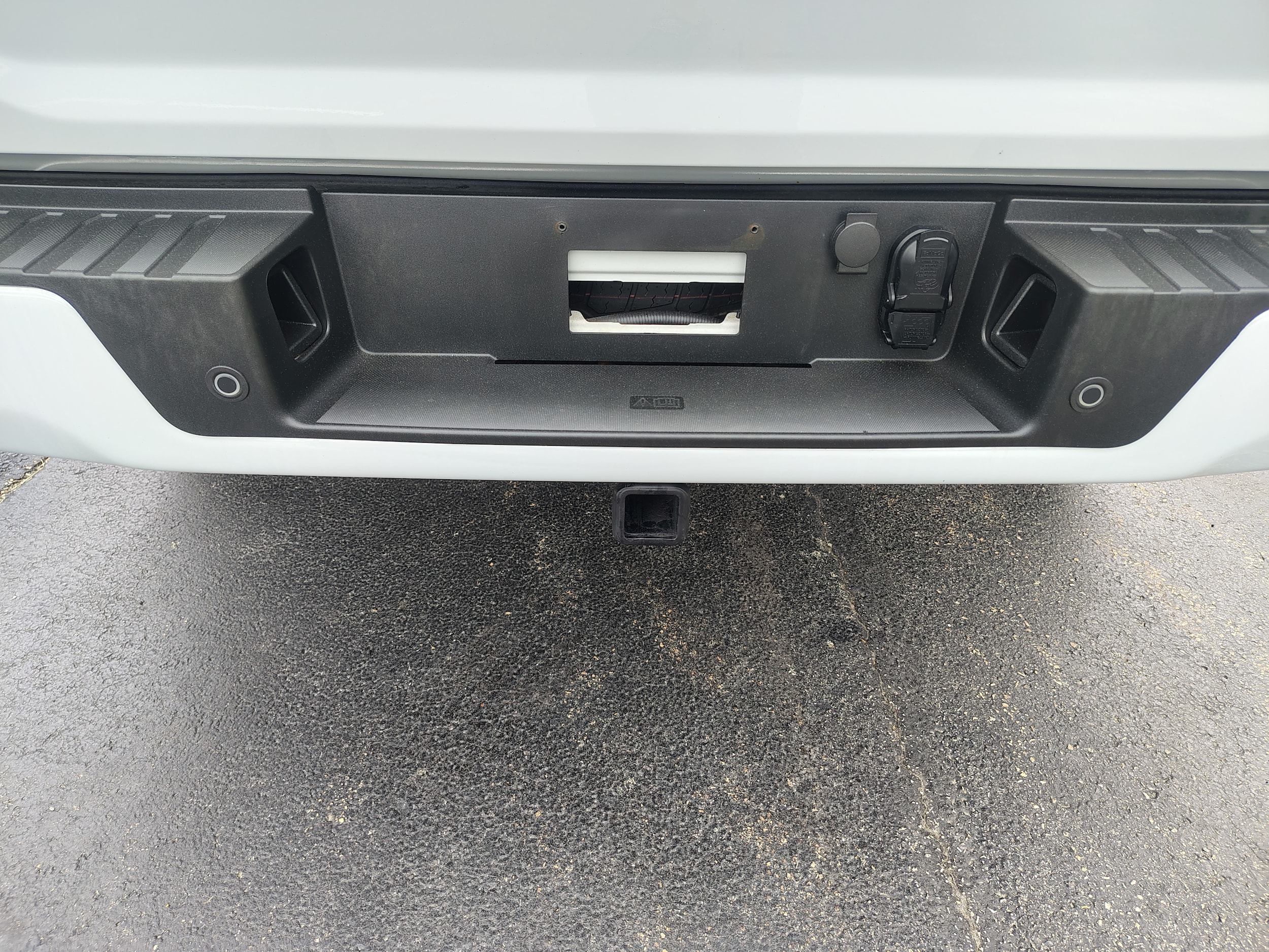 2024 Ford F-150 STX - 11