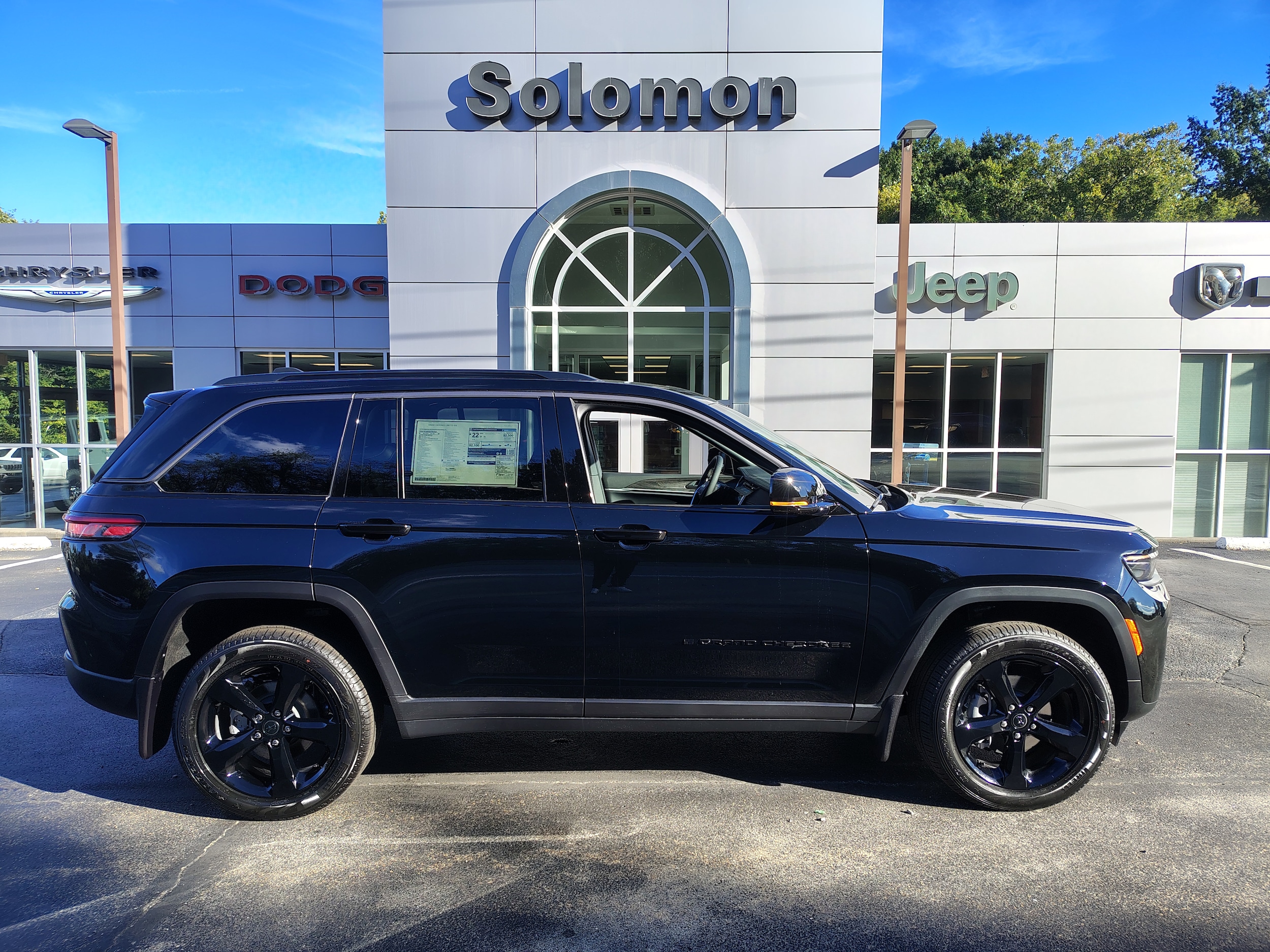 2027 Jeep Grand Cherokee Limited High Gloss Black at Solomon CJD Brownsville