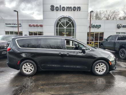 2024 Chrysler Voyager LX LX FWD