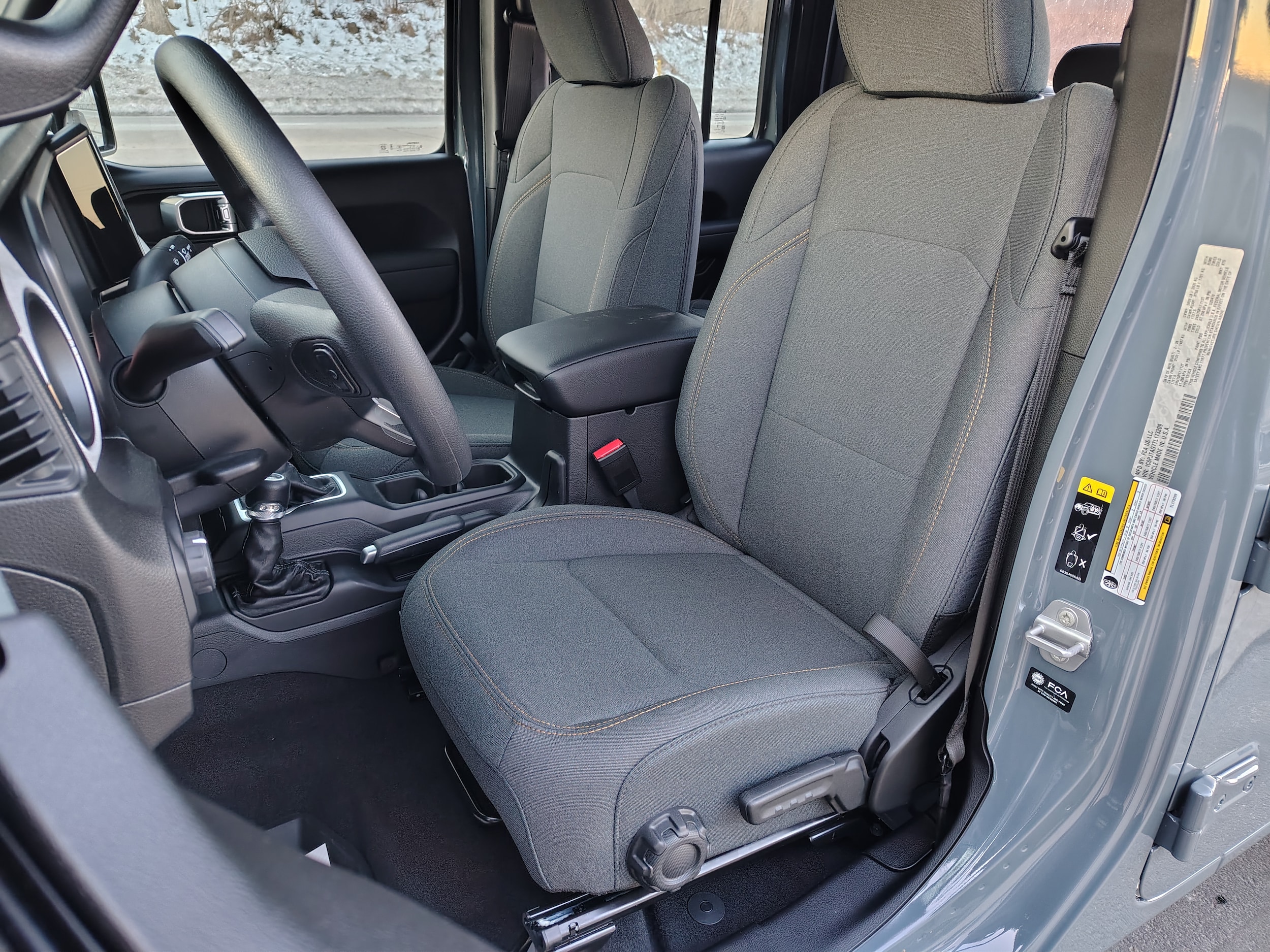 2026 Jeep Gladiator SPORT 4X4 - 11