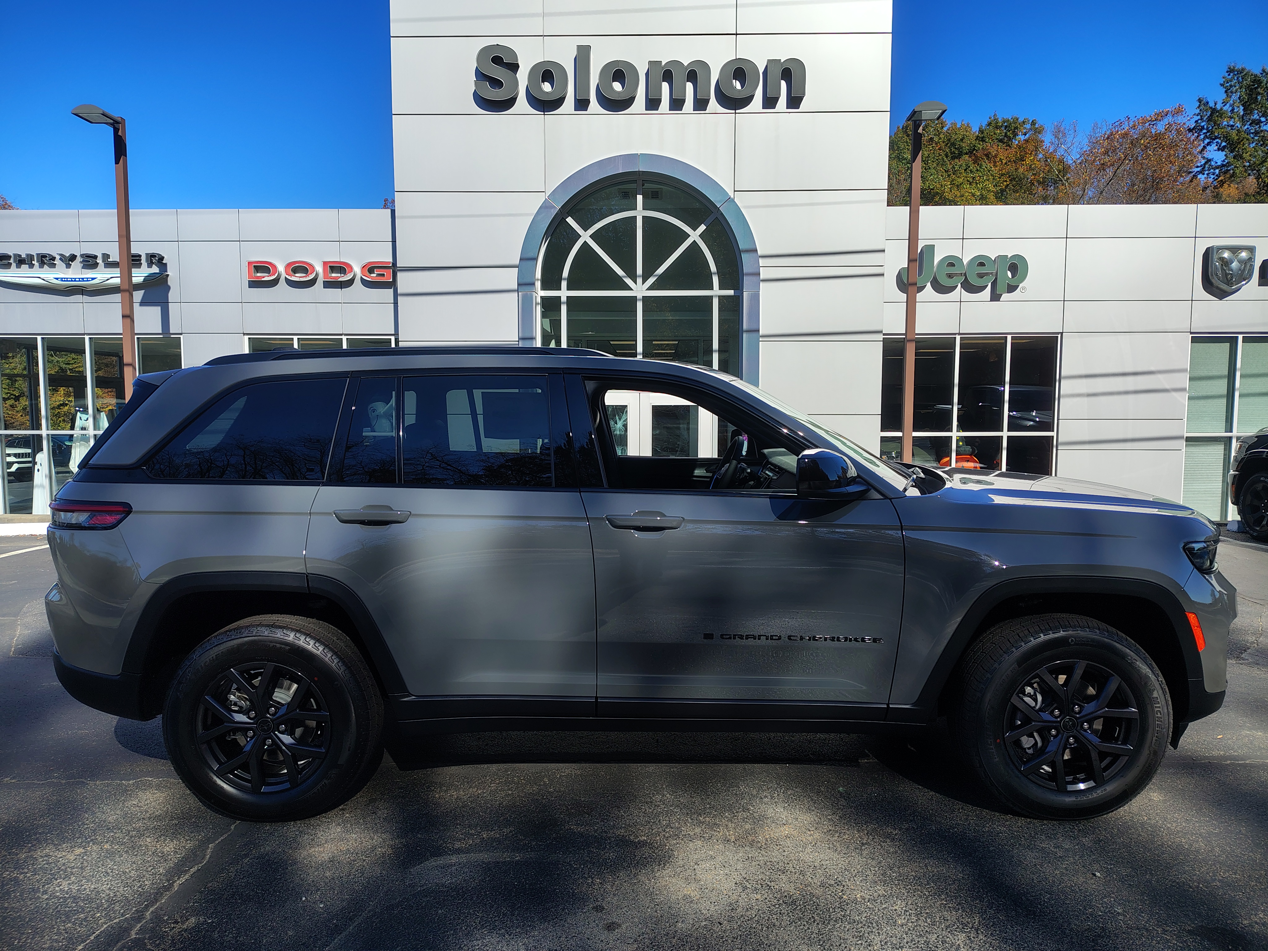 2027 Jeep Grand Cherokee