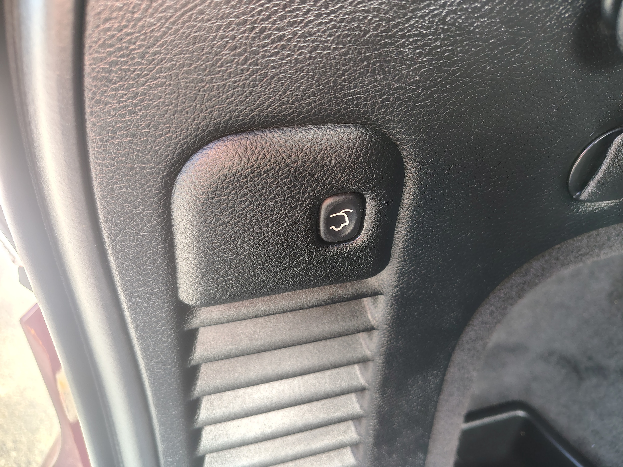 2018 Jeep Grand Cherokee photo 15 of 44