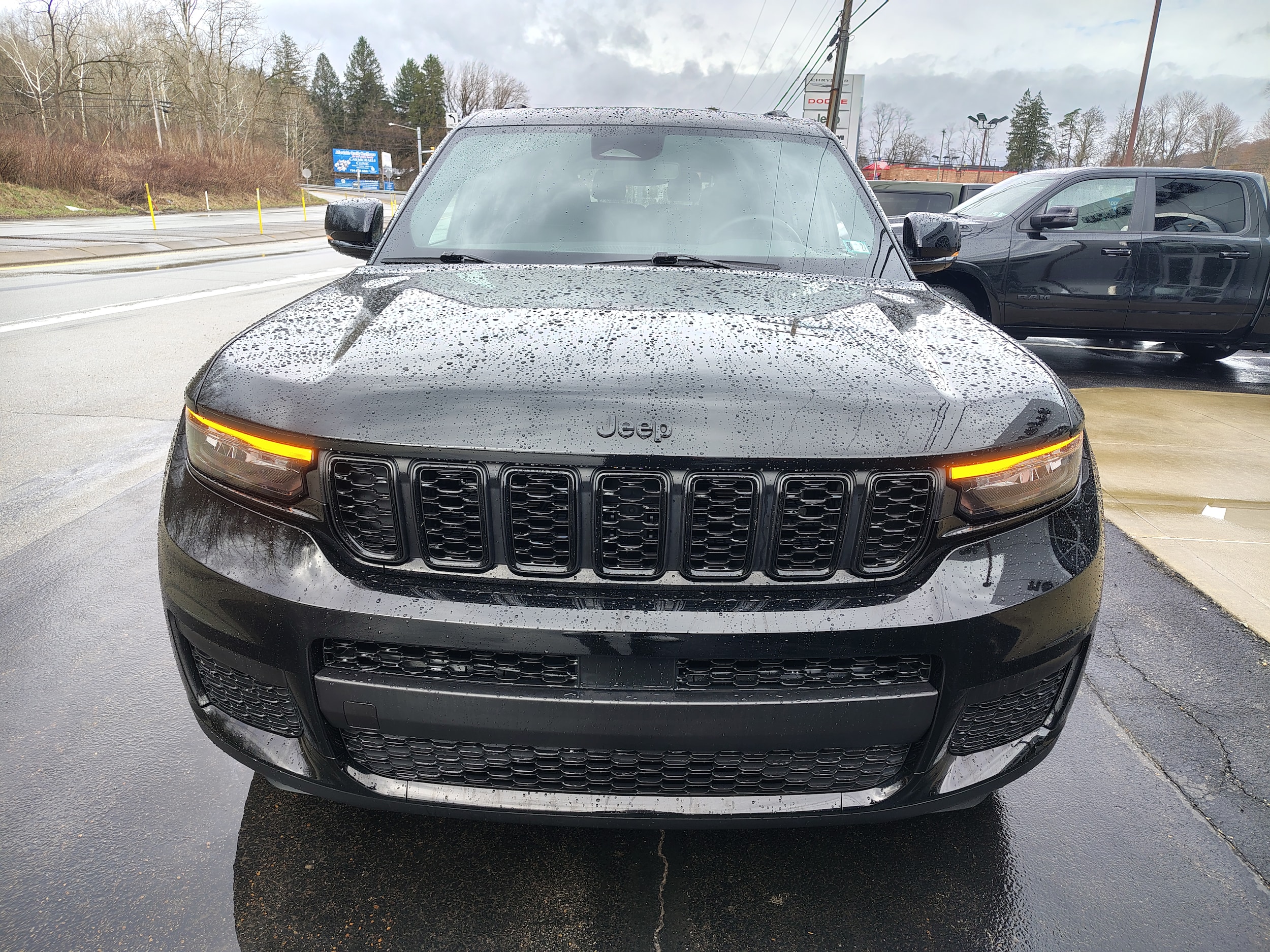 2024 Jeep Grand Cherokee L Altitude X - 2