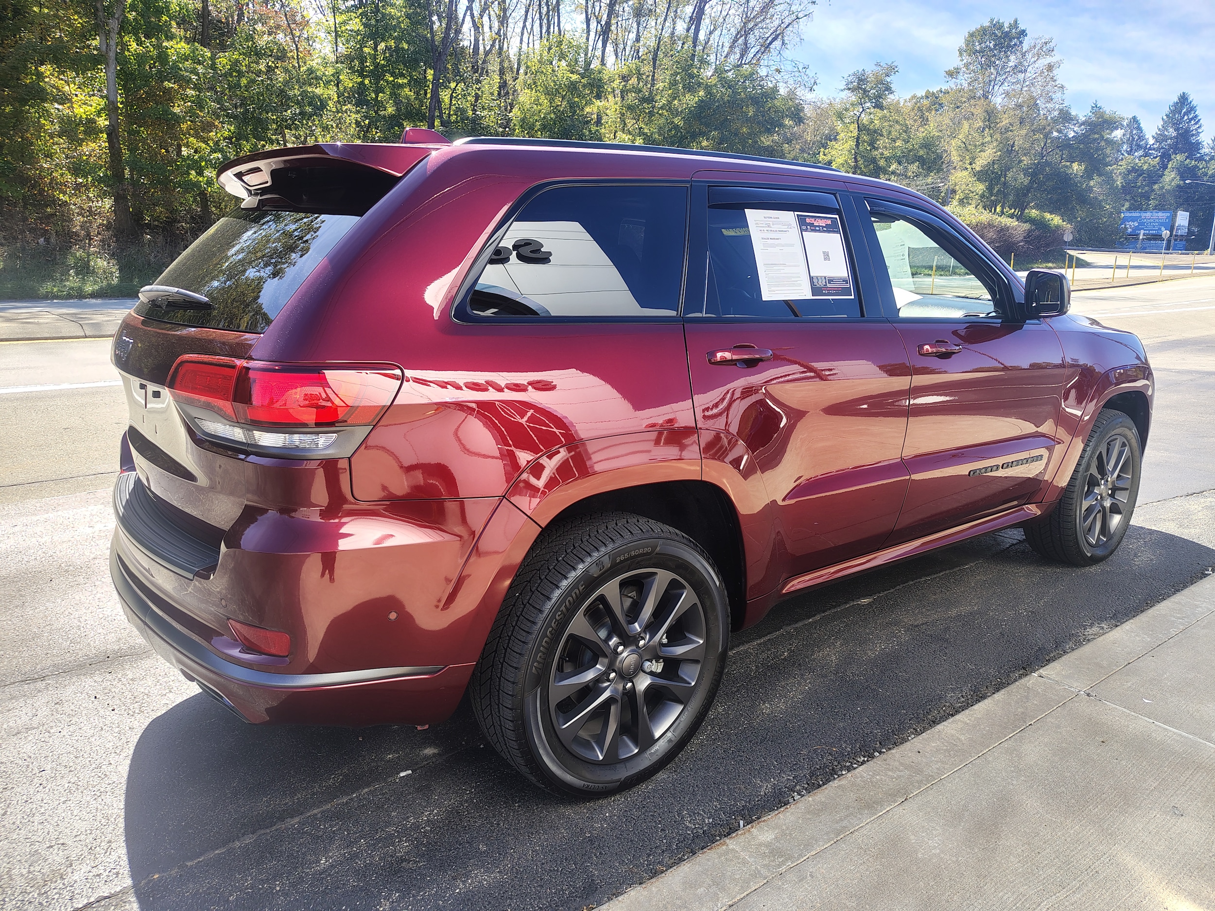 2018 Jeep Grand Cherokee photo 7 of 44