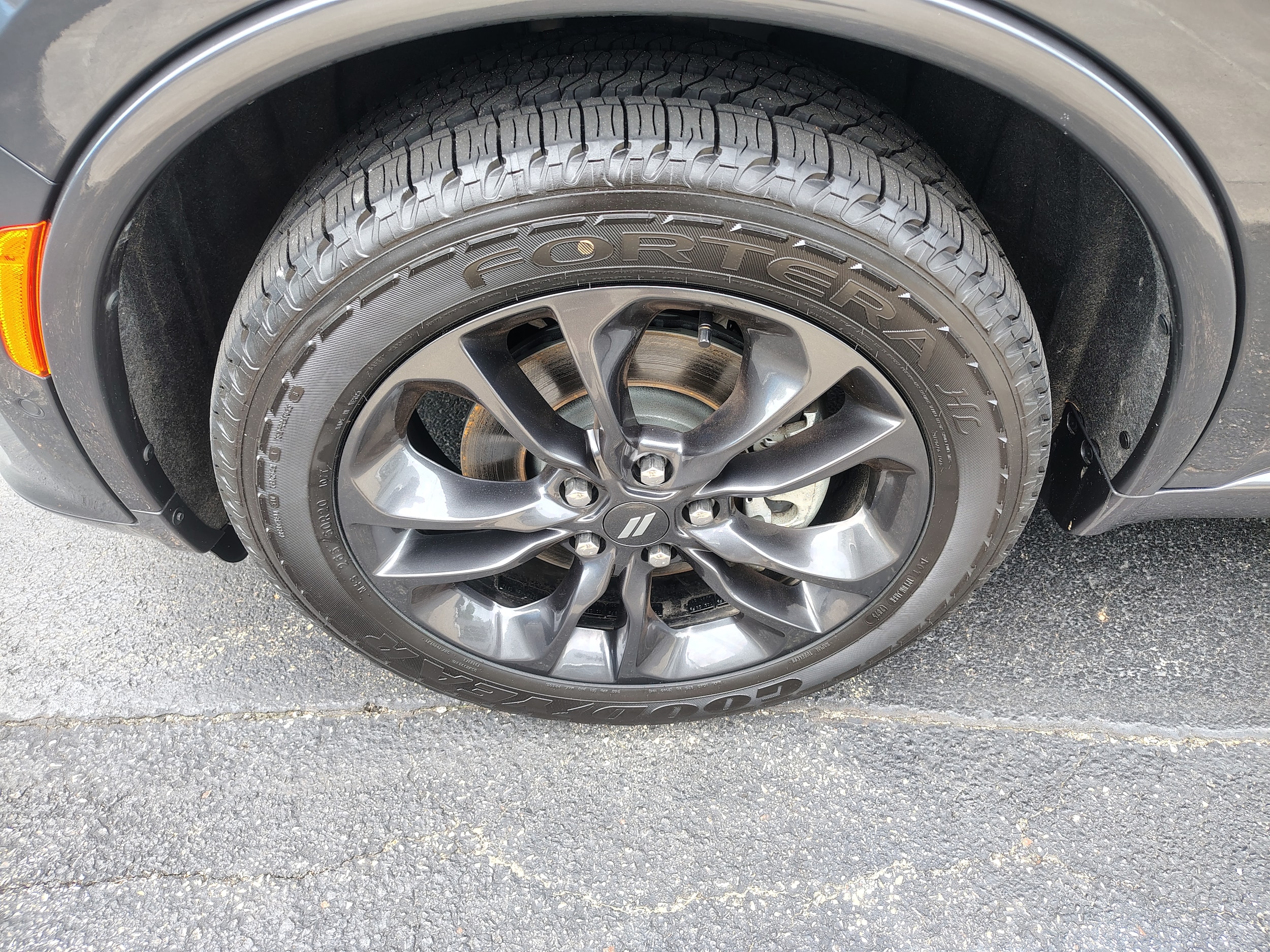 2024 Dodge Durango R/T Premium Vapor Gray at Solomon CJD Carmichaels
