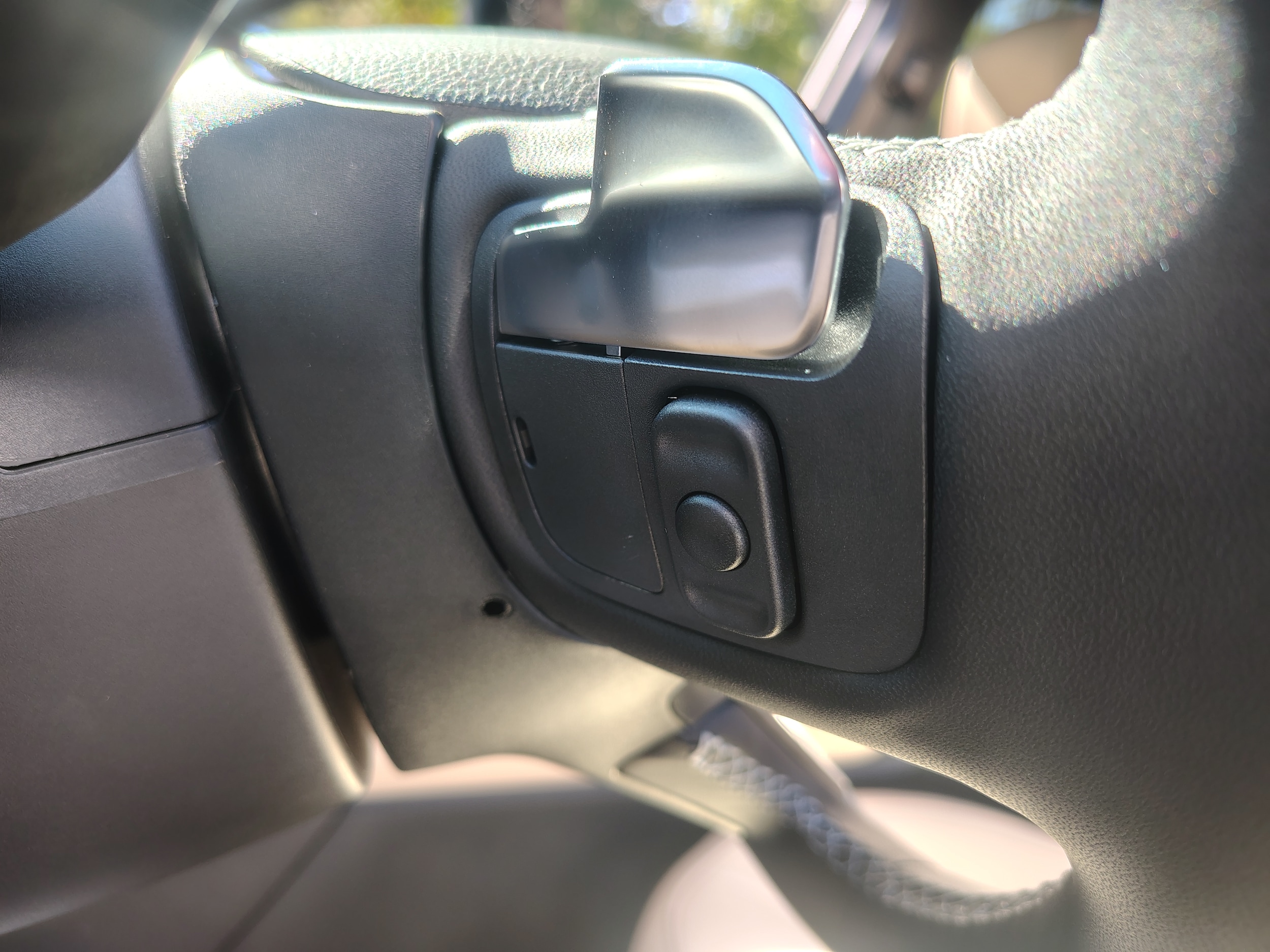 2027 Jeep Grand Cherokee photo 33 of 44