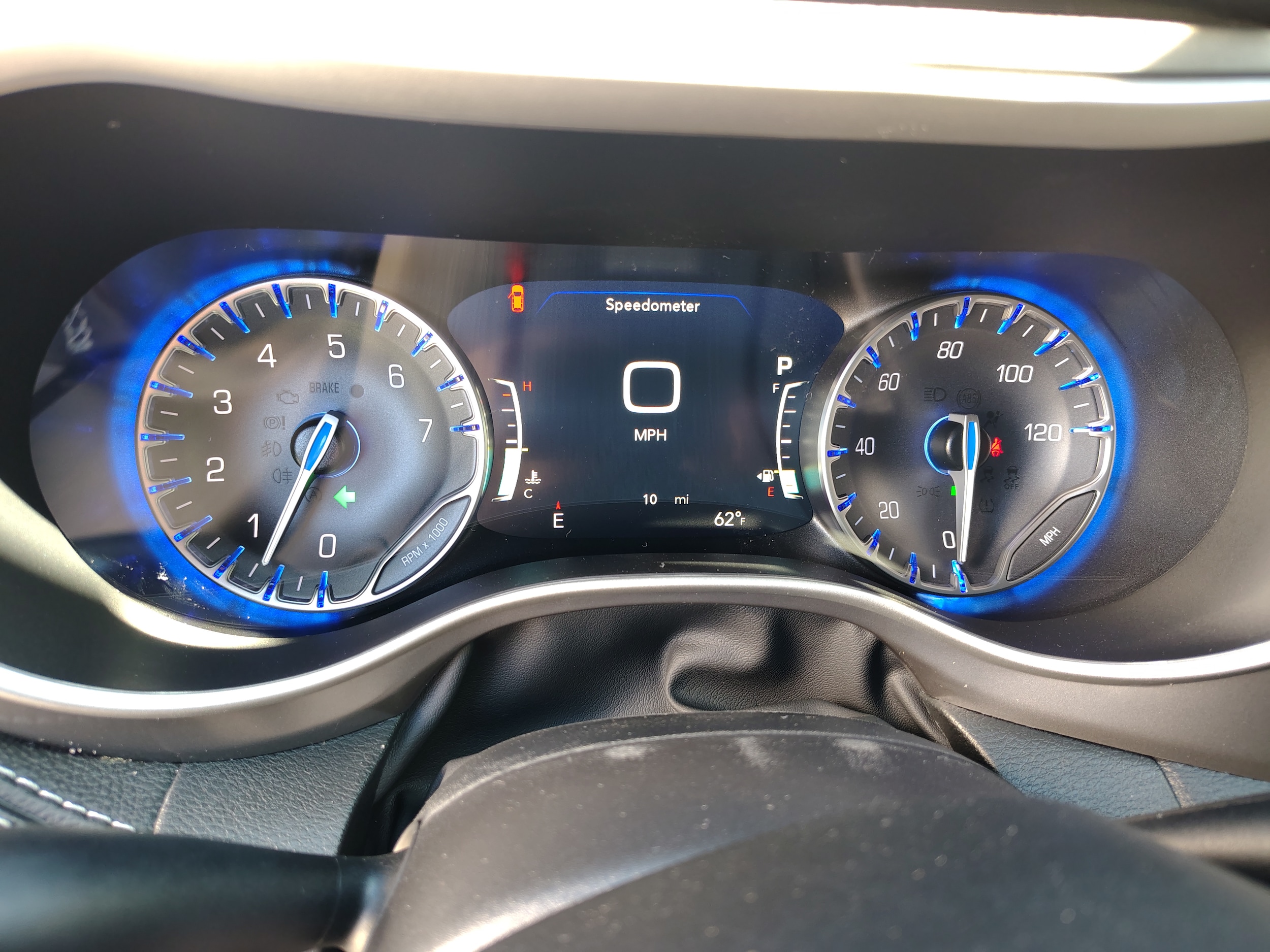 2026 Chrysler Pacifica SELECT Bright White at Three Rivers CJD