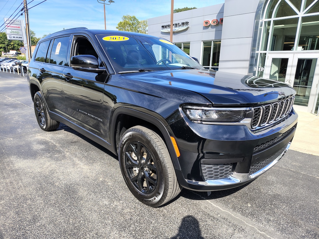 Used 2024 Jeep Grand Cherokee L Altitude Altitude 4x4