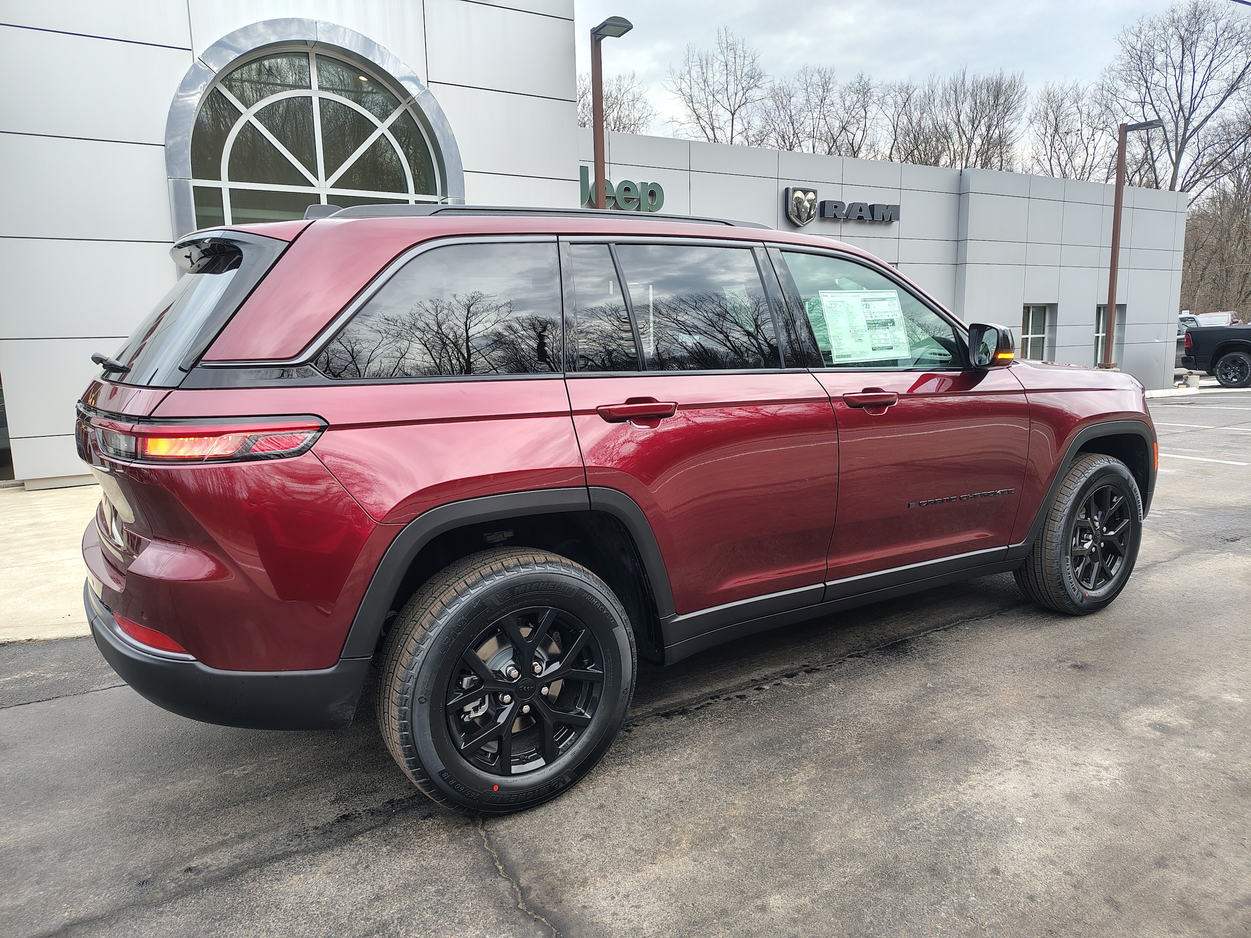 2026 Jeep Grand Cherokee LAREDO ALTITUDE 4X4 - 11