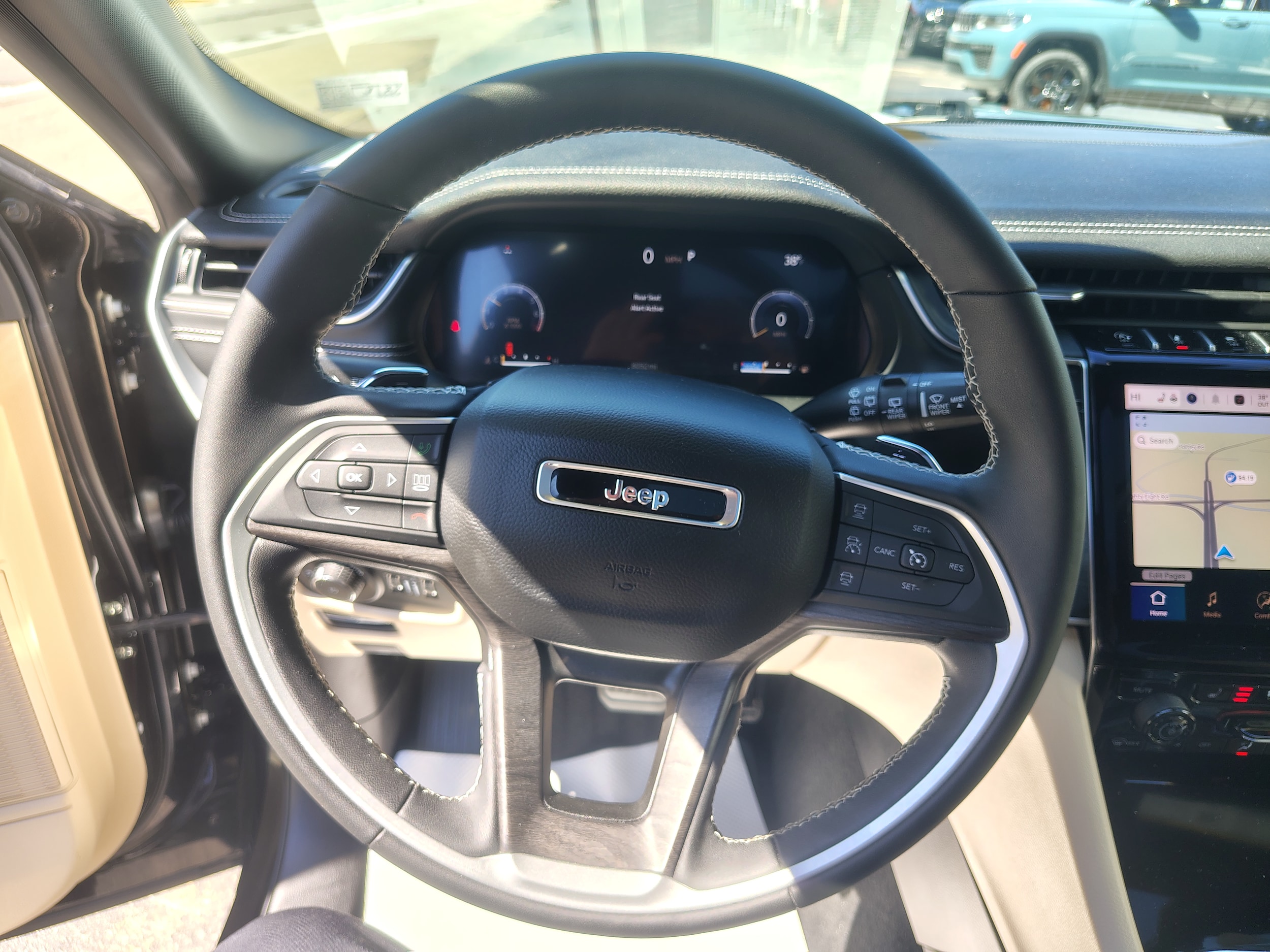 2024 Jeep Grand Cherokee Limited Diamond Black Crystal Pearlcoat at Solomon CJD Carmichaels