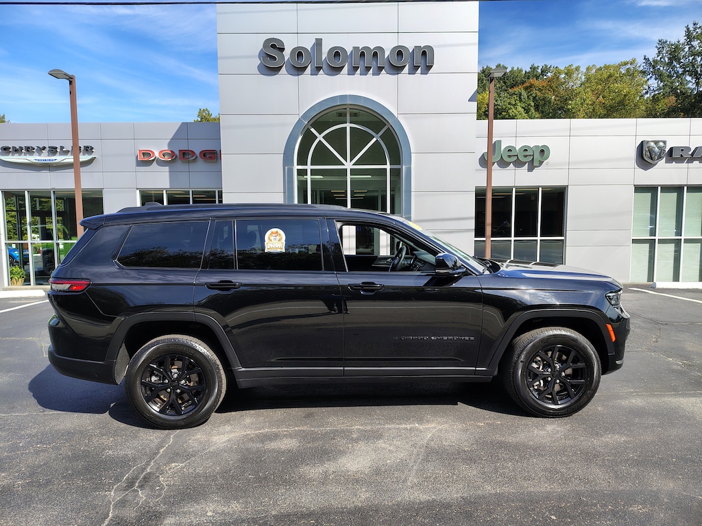 Used 2024 Jeep Grand Cherokee L Altitude Altitude 4x4