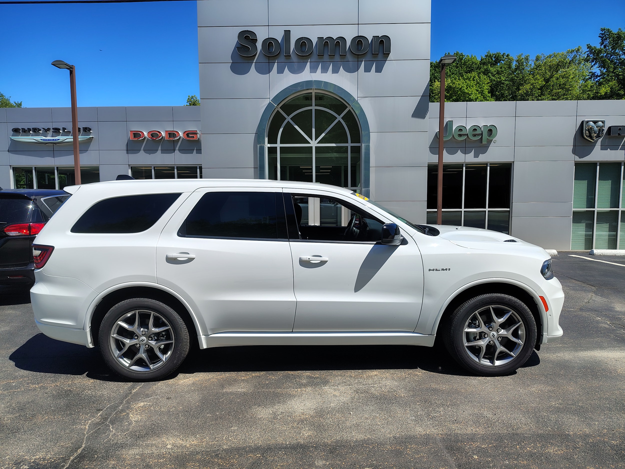 2026 Dodge Durango GT HEMI V8 AWD's photo