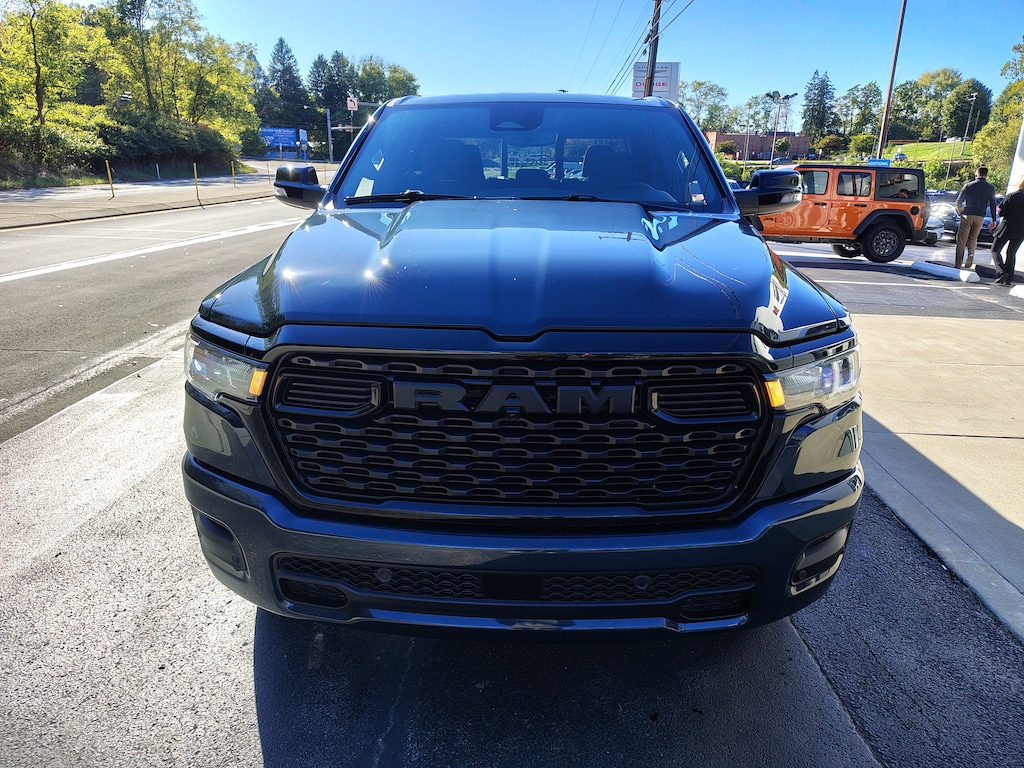 New 2026 Ram 1500 BIG HORN CREW CAB 4X4 5'7 BOX Pickup