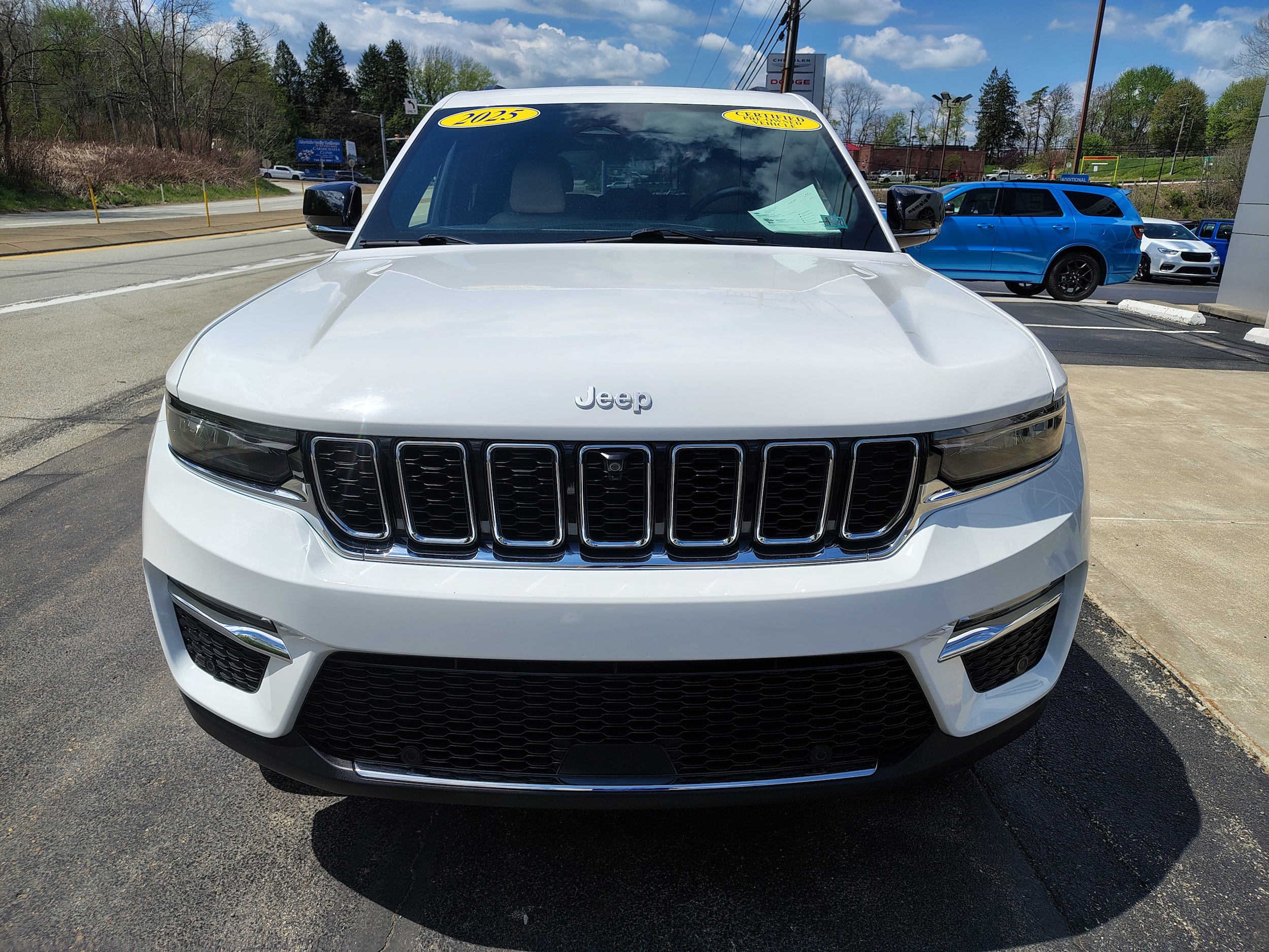 2025 Jeep Grand Cherokee Limited Bright White Clearcoat at Solomon CJD Carmichaels