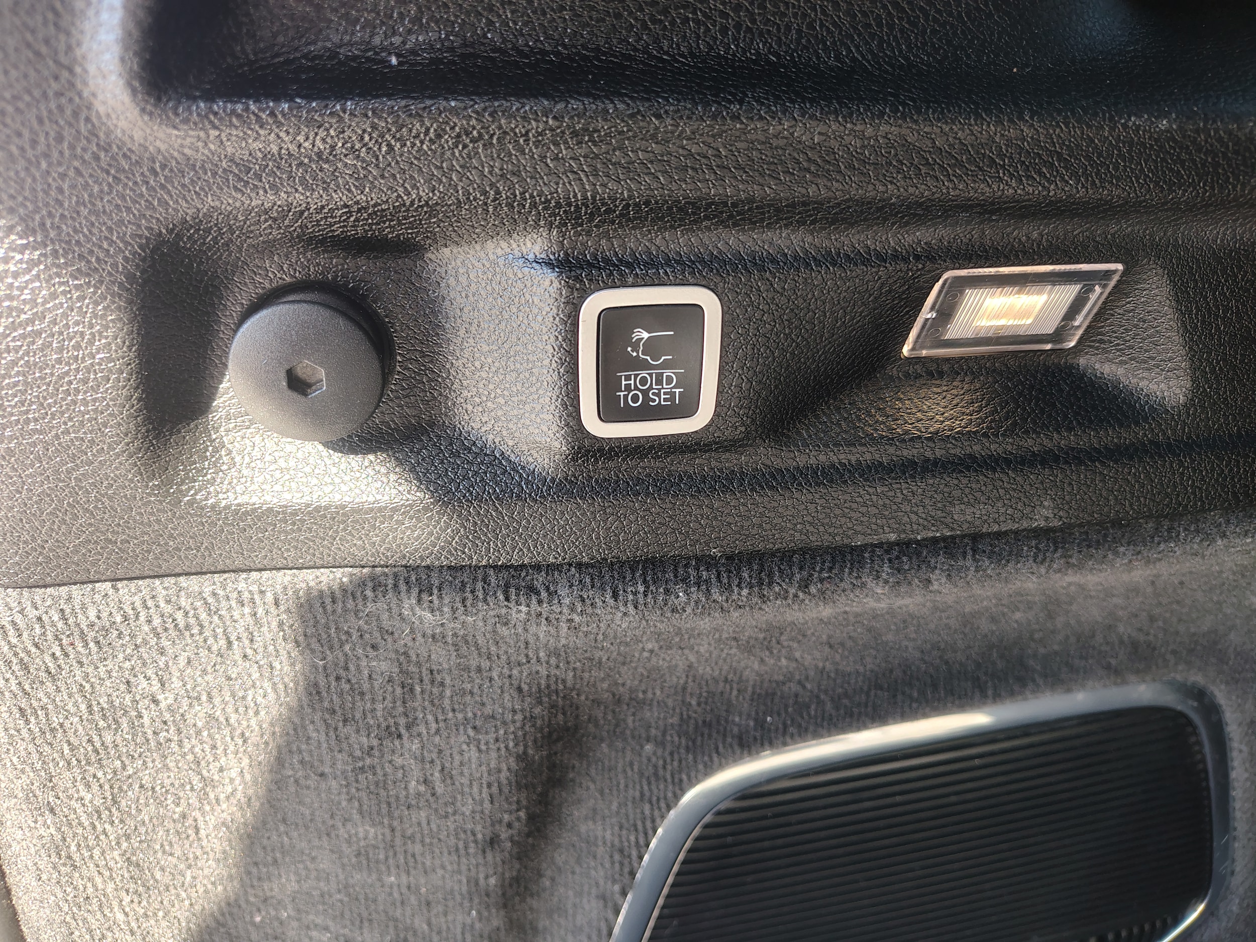 2022 Jeep Grand Cherokee L photo 15 of 46