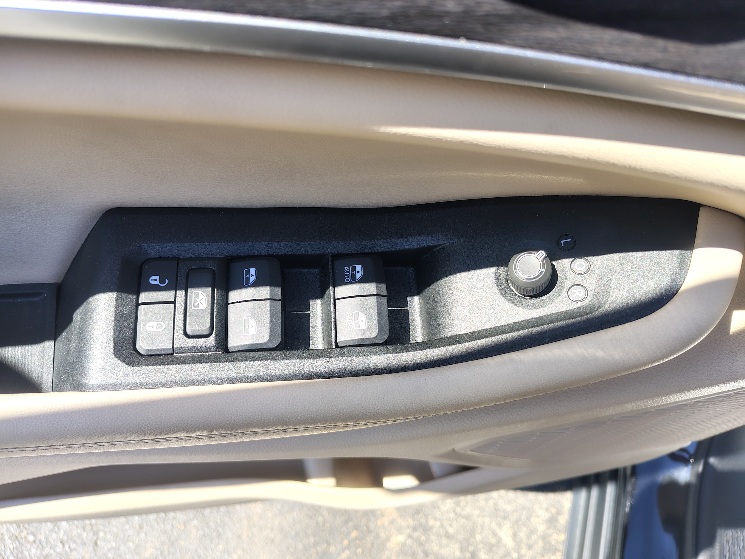 2024 Jeep Grand Cherokee Limited Diamond Black Crystal Pearlcoat at Solomon CJD Carmichaels