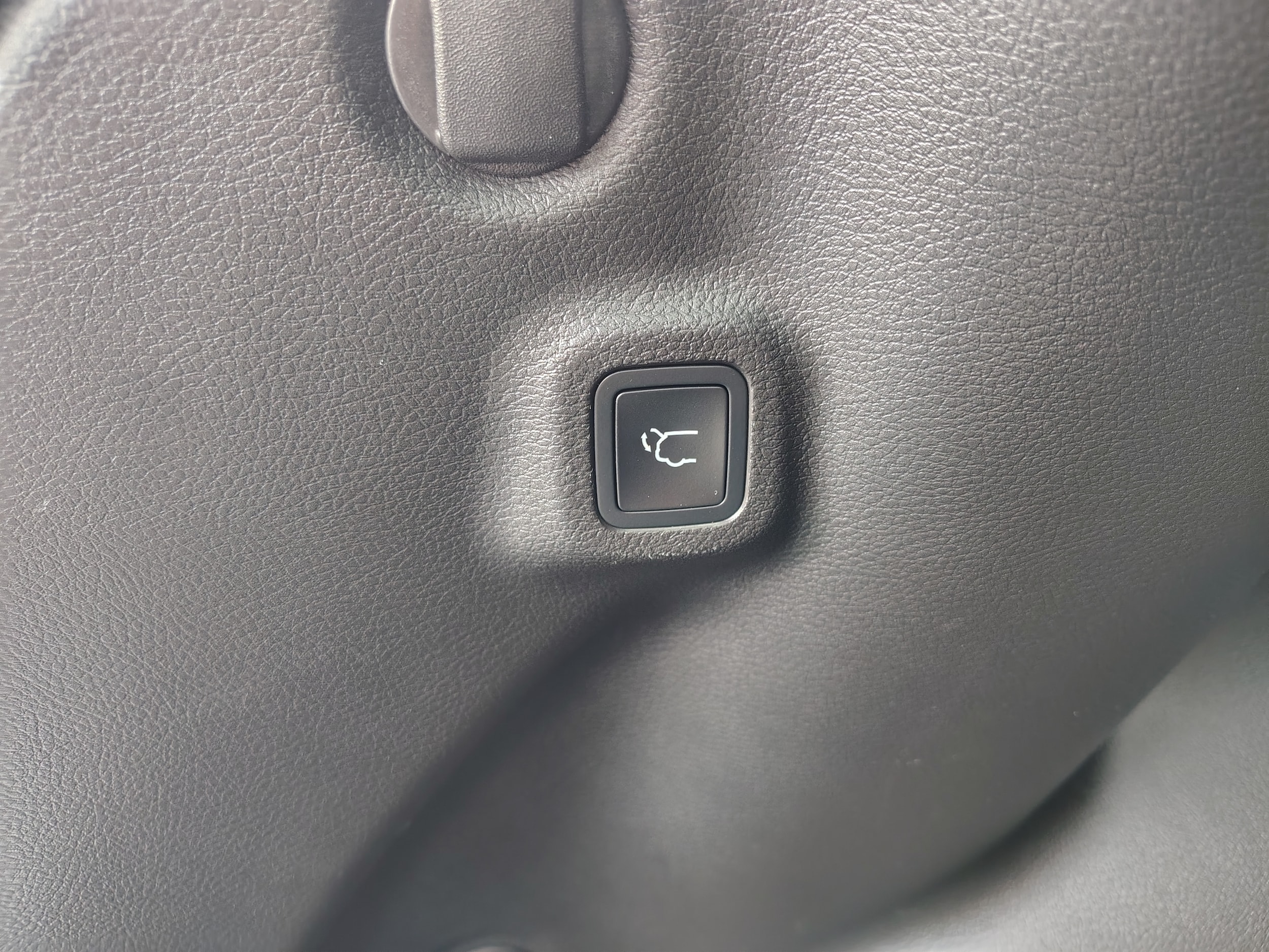 2025 Jeep Compass Limited Bright White Clearcoat at Solomon CJD Carmichaels