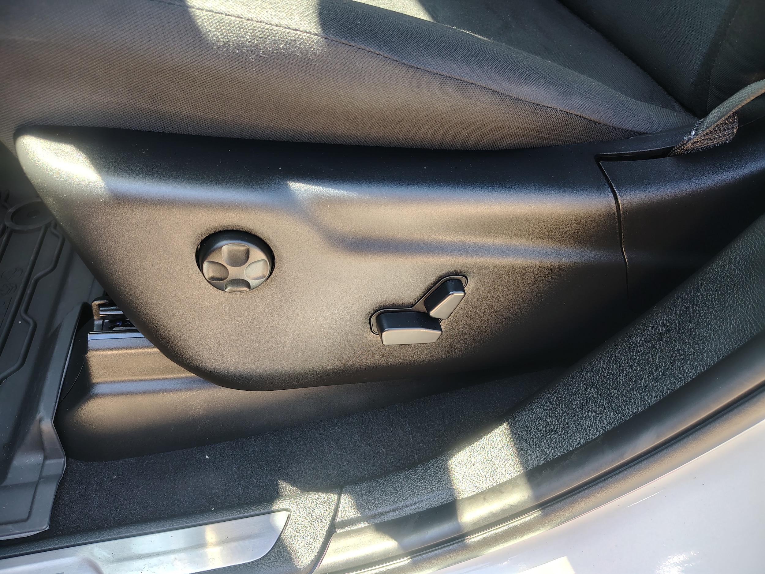 2026 Dodge Durango GT HEMI V8 White Knuckle Clearcoat at Solomon CJD Brownsville