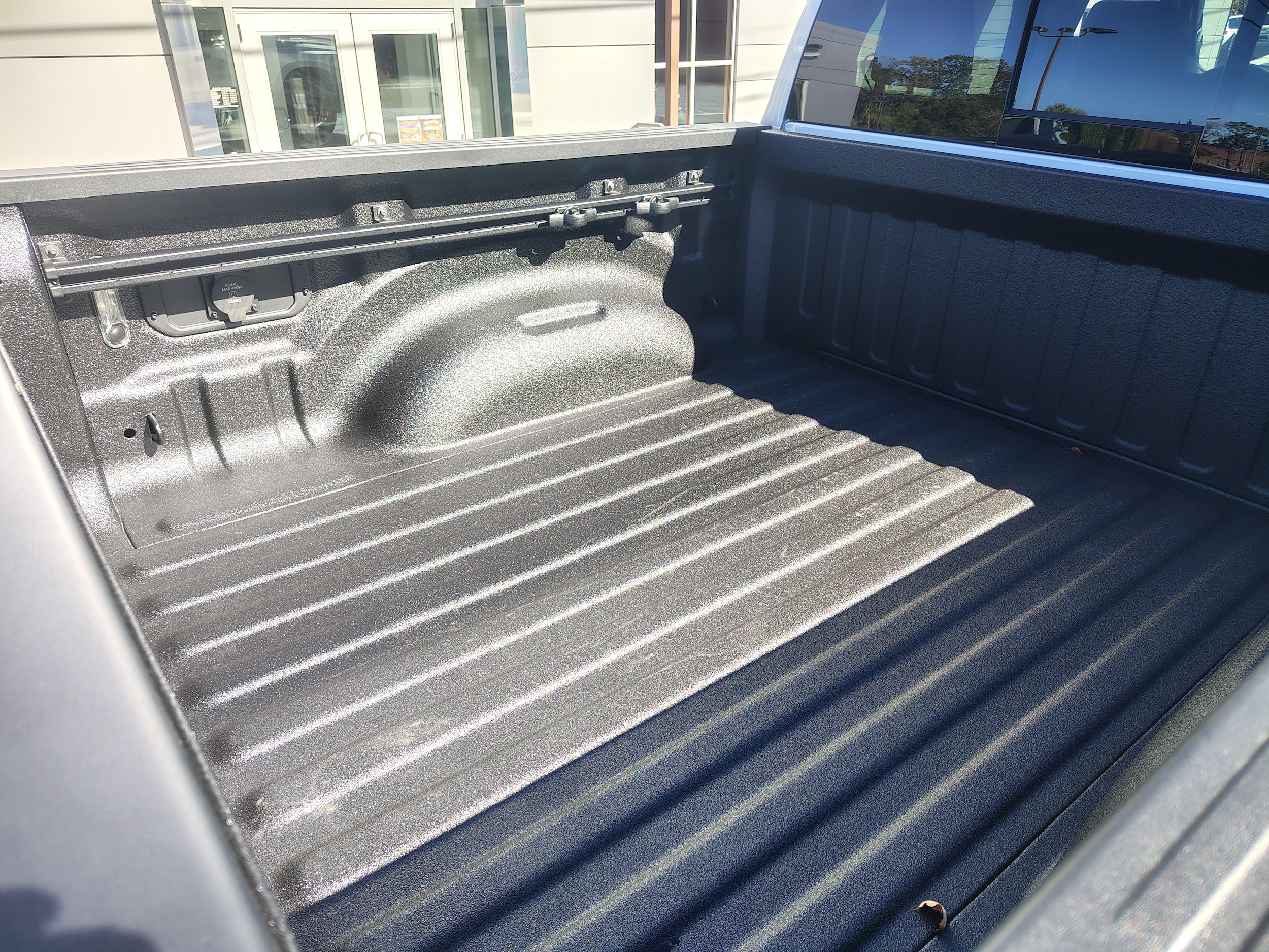 2027 Ram 1500 photo 14 of 41