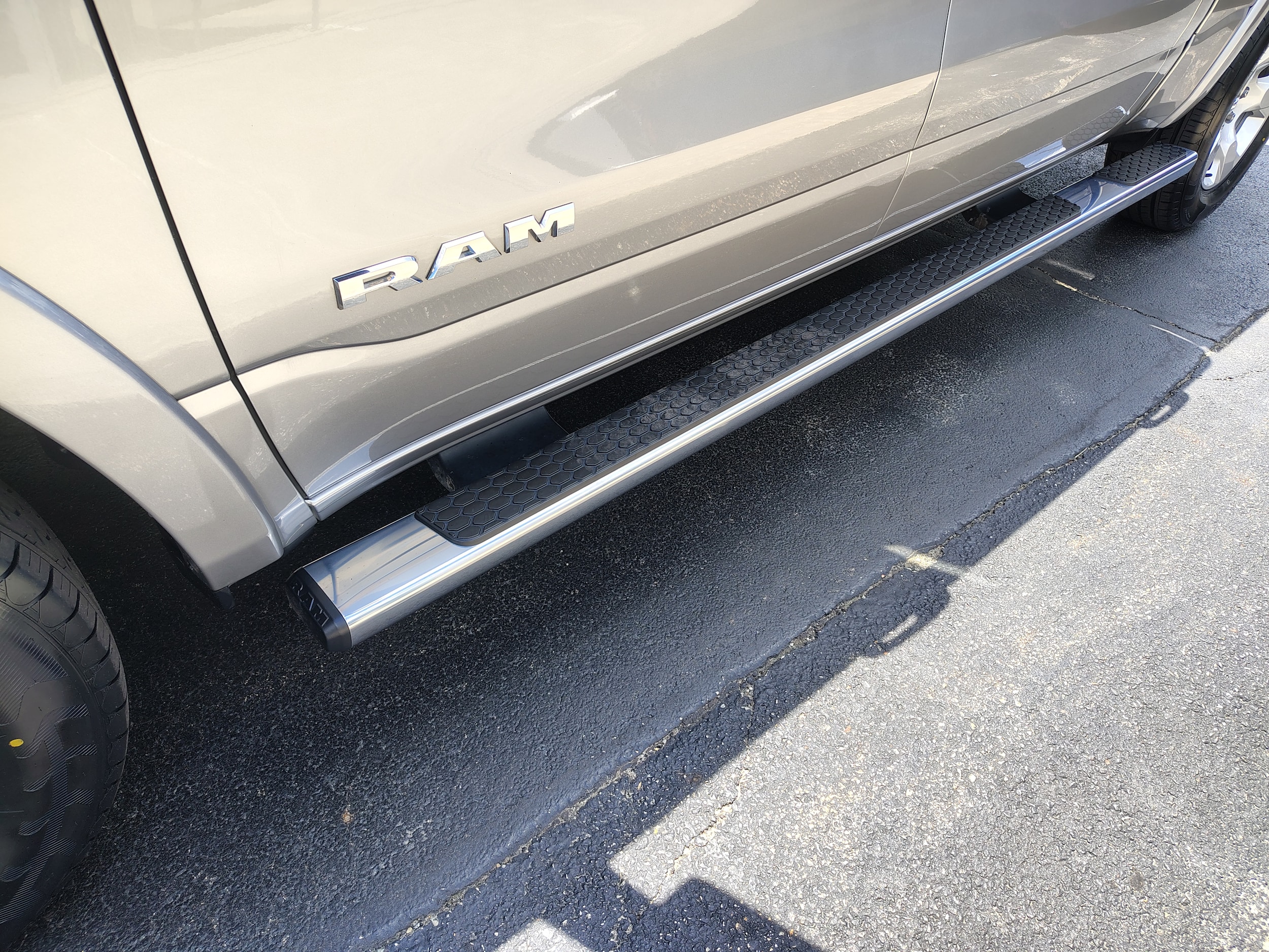 2025 Ram 1500 Big Horn Billet Silver Metallic Clearcoat at Solomon CJD Carmichaels