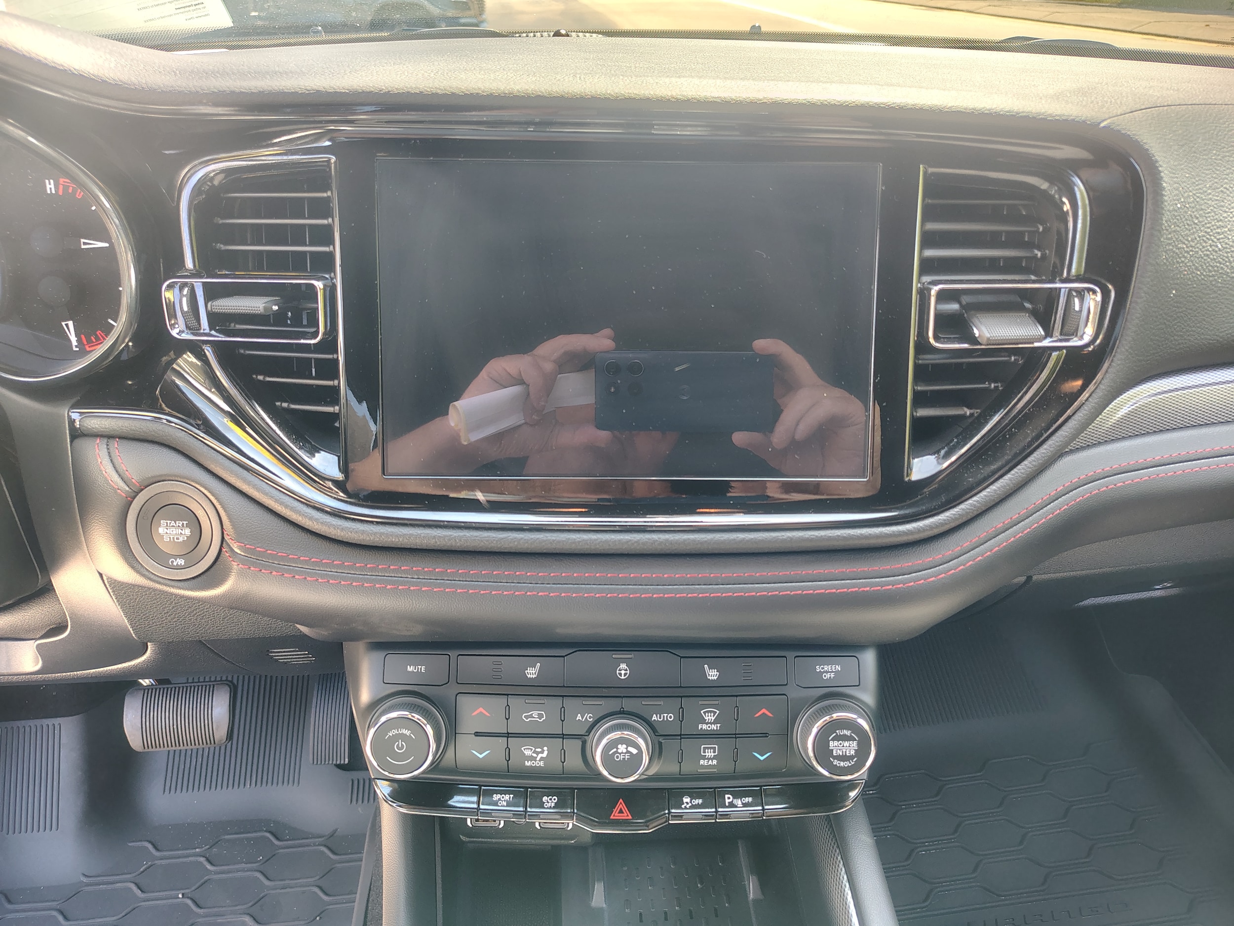 2026 Dodge Durango GT HEMI V8 White Knuckle Clearcoat at Solomon CJD Brownsville