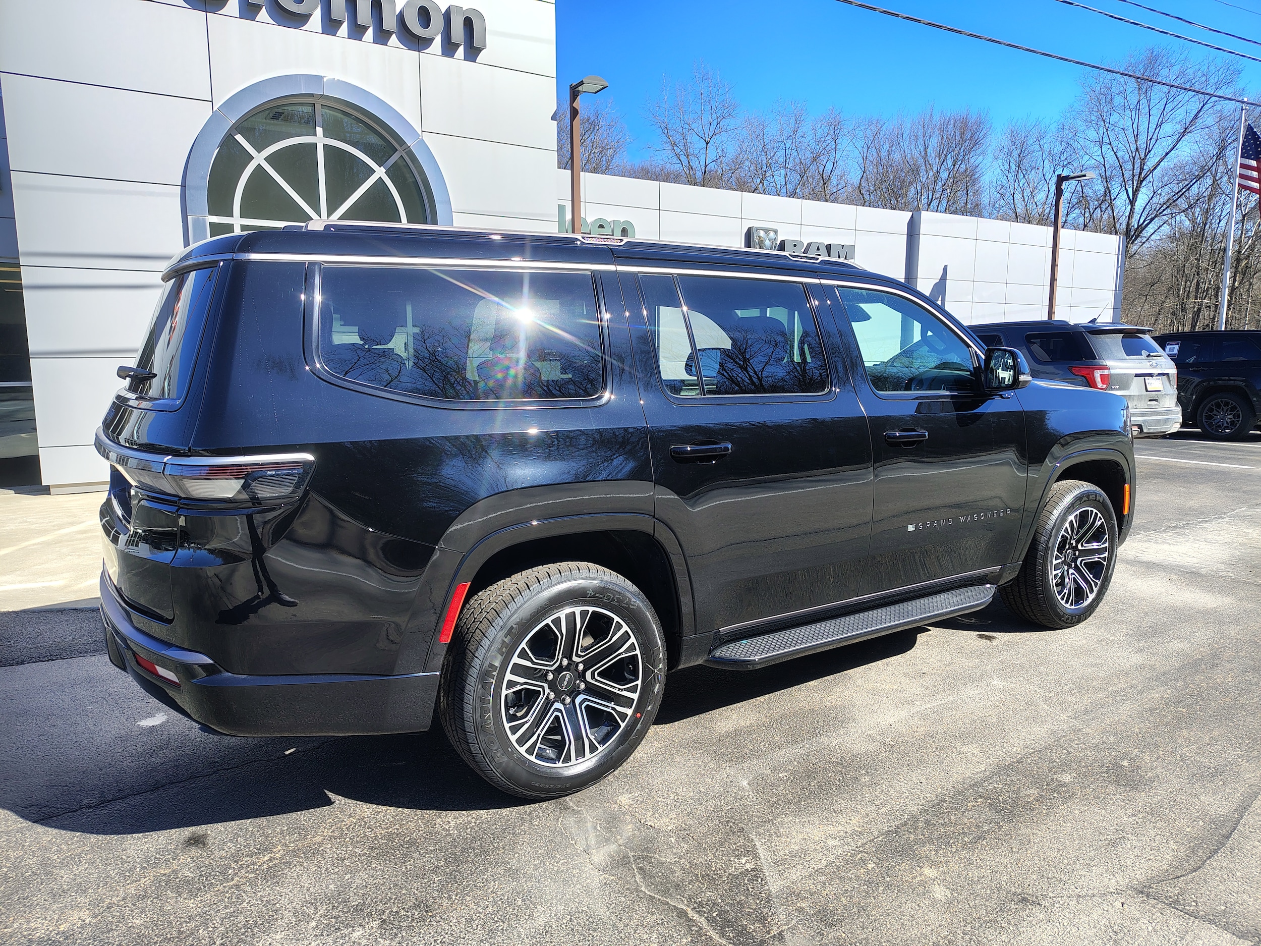2026 Jeep Grand Wagoneer 4X4 High Gloss Black at Three Rivers CJD