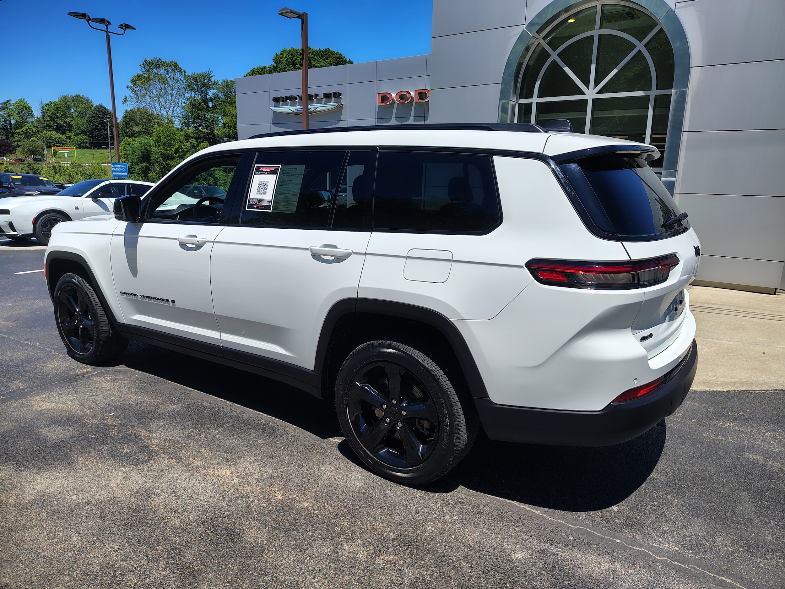 2024 Jeep Grand Cherokee L photo 15 of 40