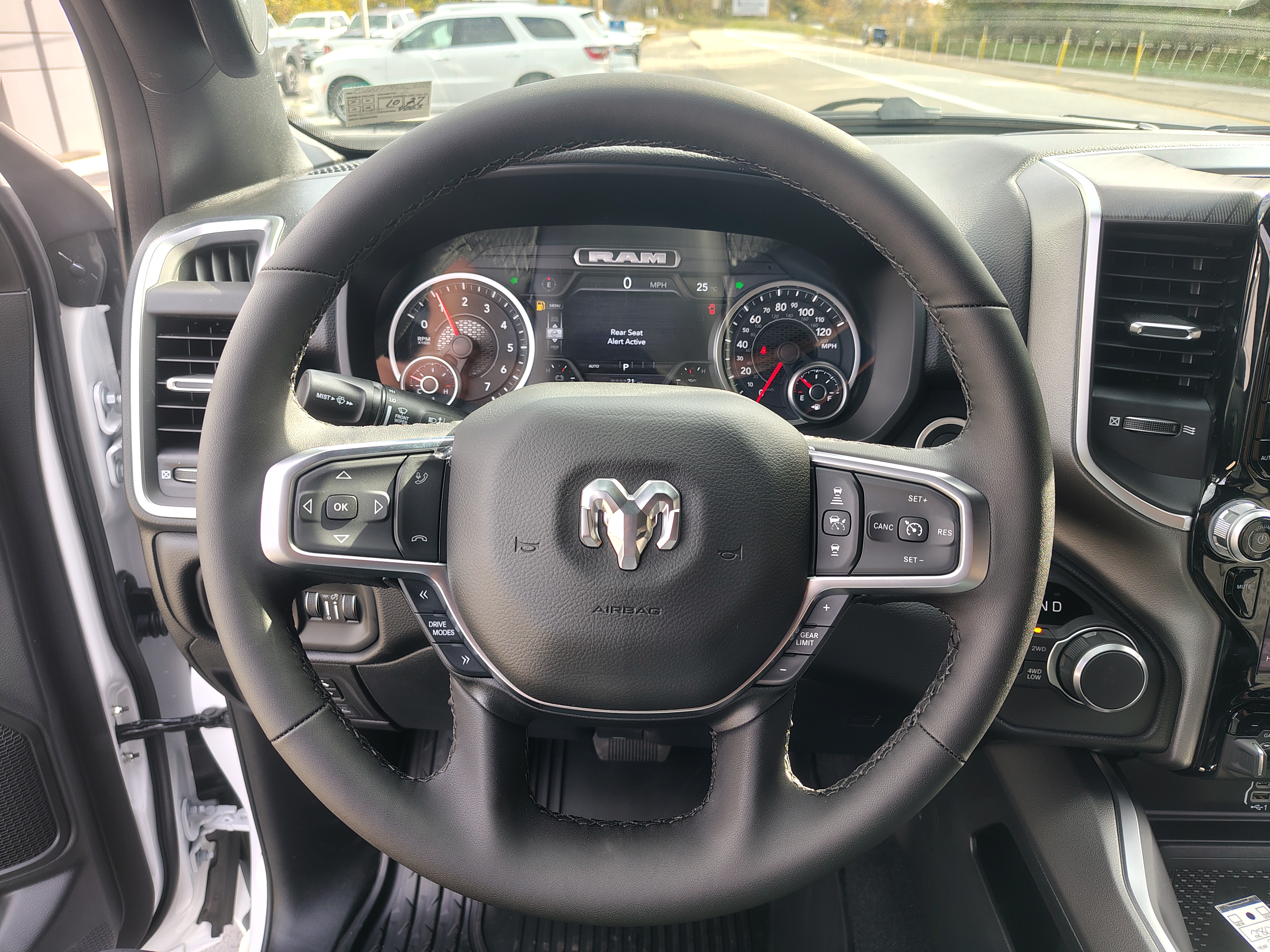 2027 Ram 1500 photo 31 of 42