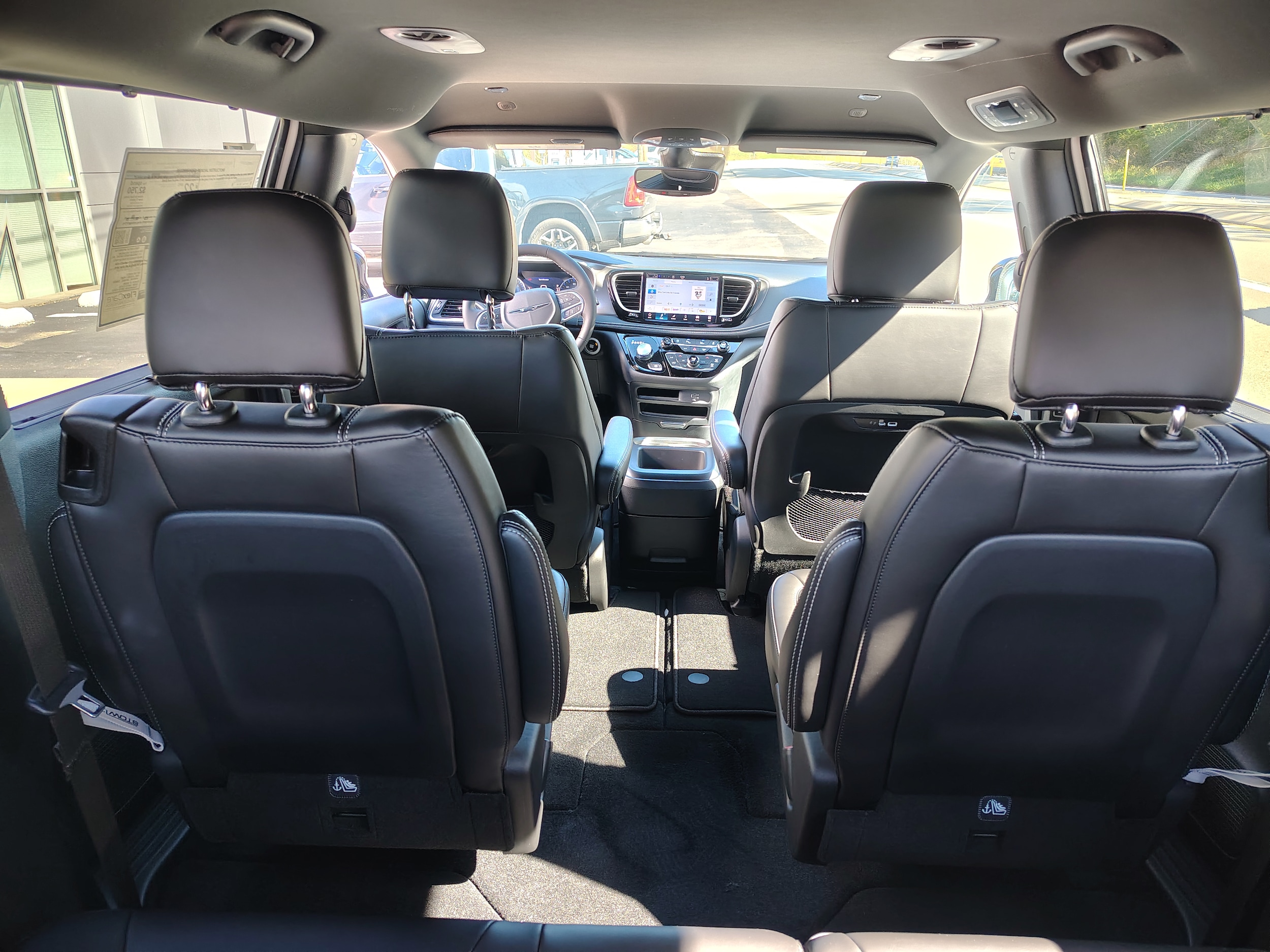 2026 Chrysler Pacifica SELECT Bright White at Three Rivers CJD