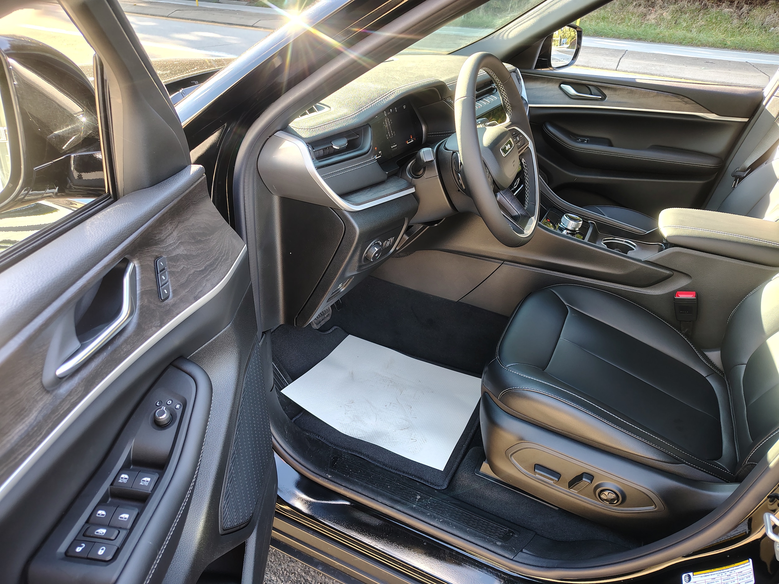 2027 Jeep Grand Cherokee Limited High Gloss Black at Solomon CJD Brownsville
