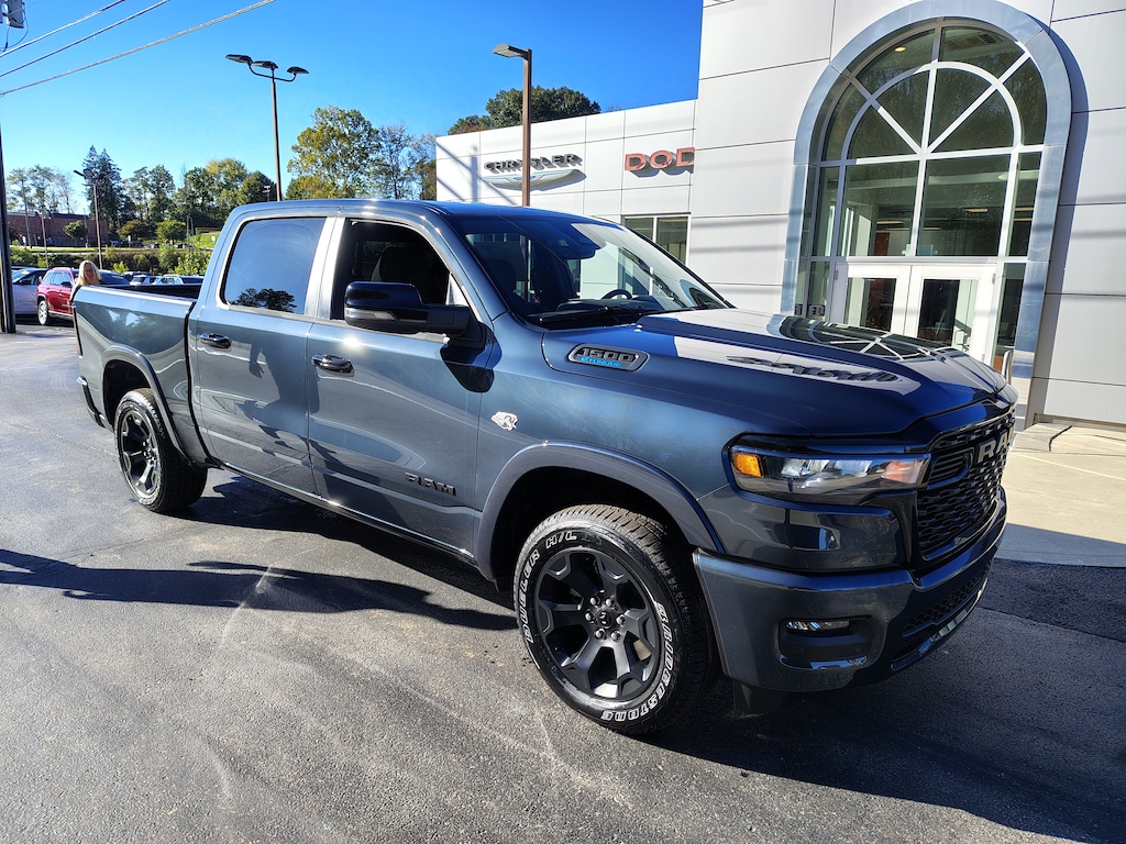 New 2026 Ram 1500 BIG HORN CREW CAB 4X4 5'7 BOX Pickup