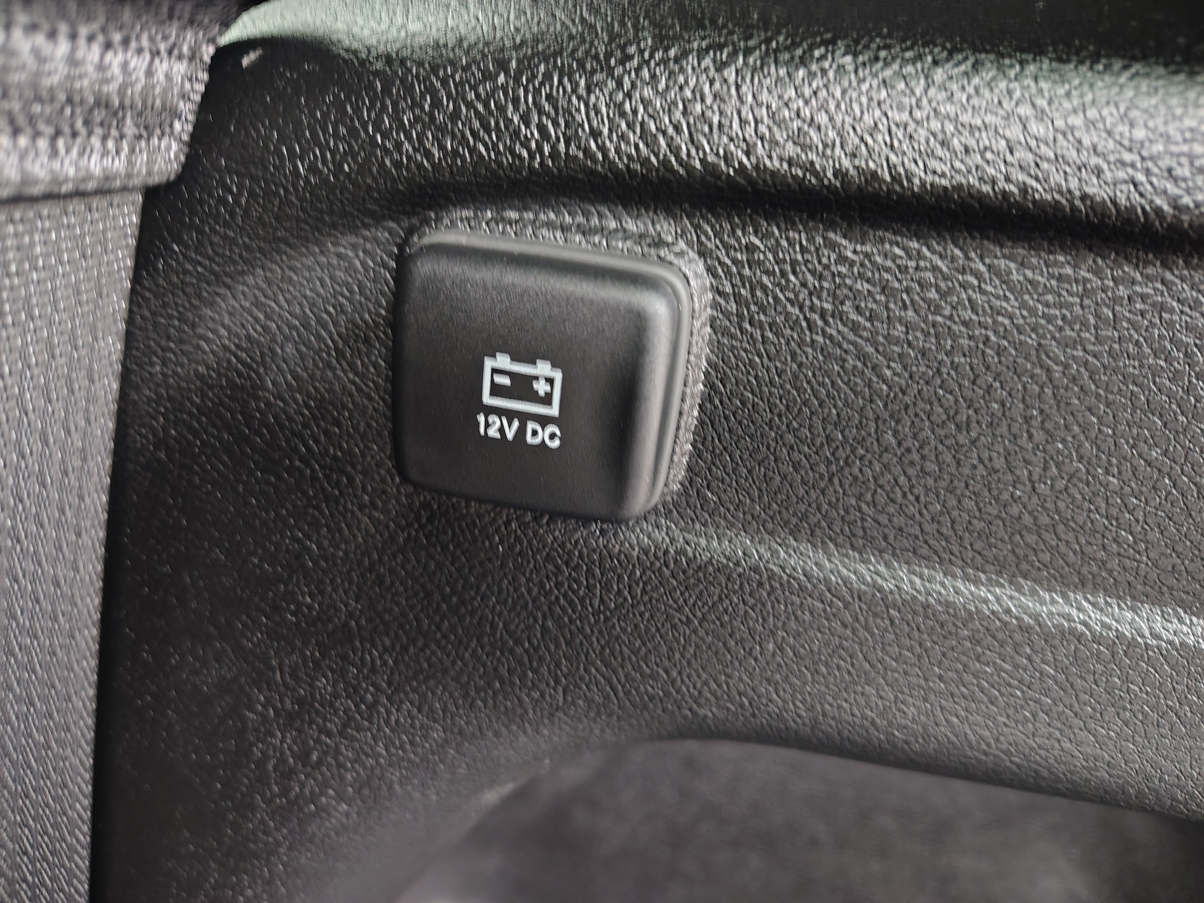 2025 Jeep Grand Cherokee L photo 12 of 45