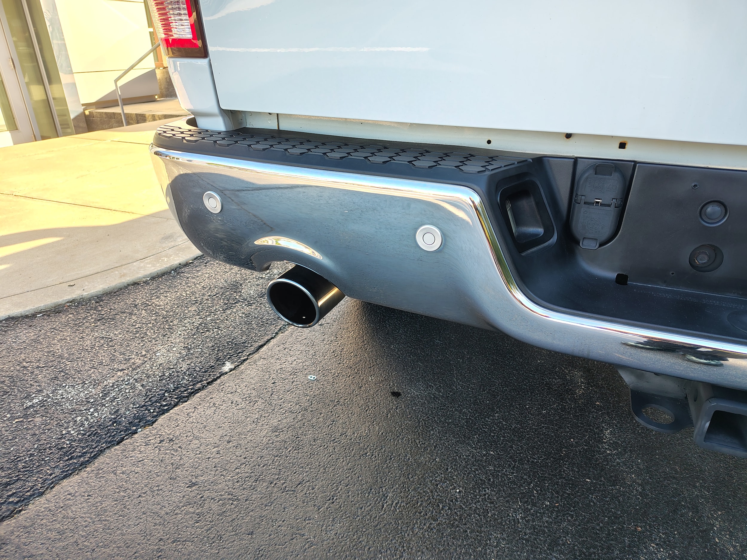 2016 Ram 1500 Big Horn Bright White Clearcoat at Solomon CJD Brownsville