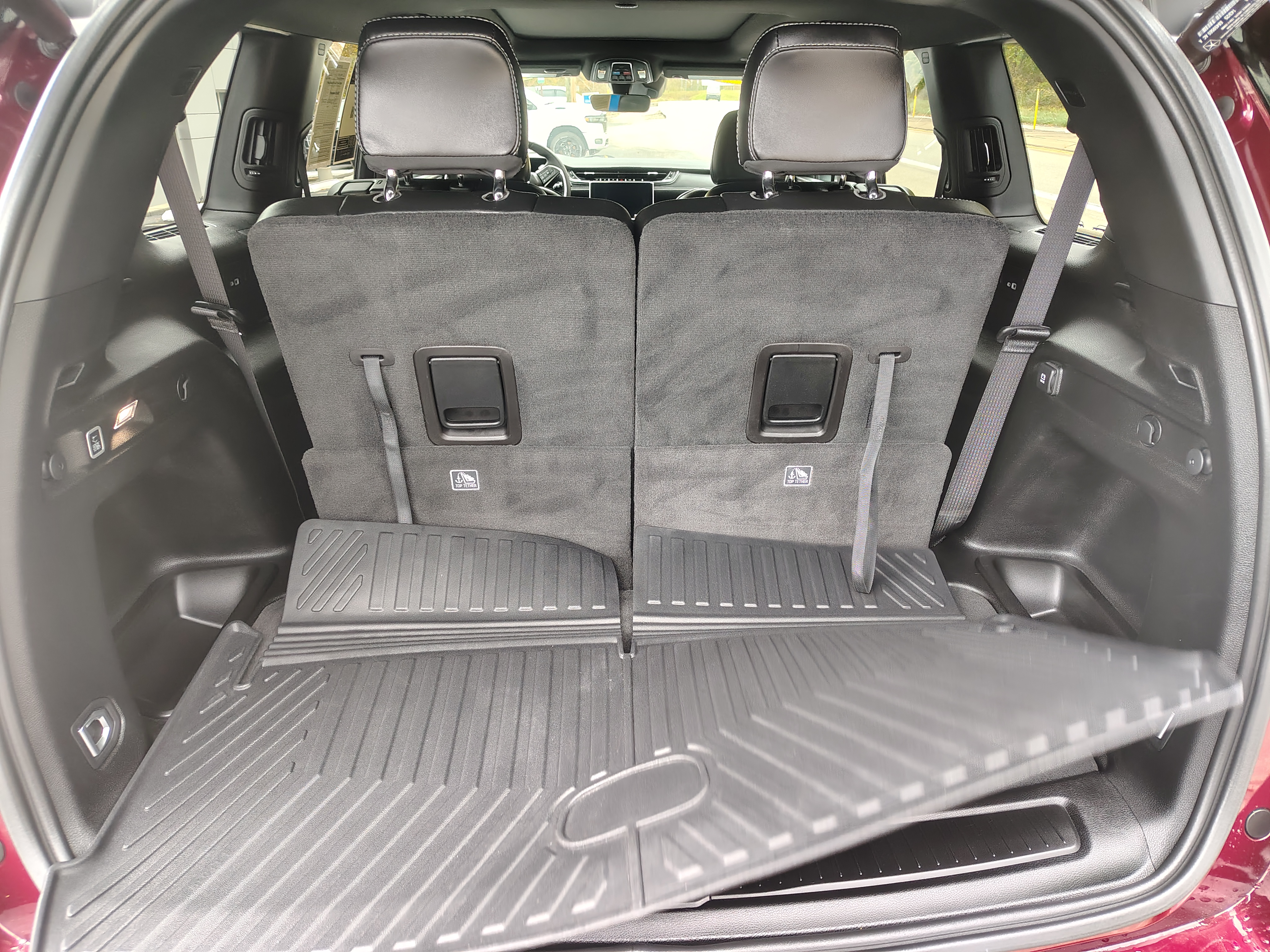 2025 Jeep Grand Cherokee L photo 11 of 45