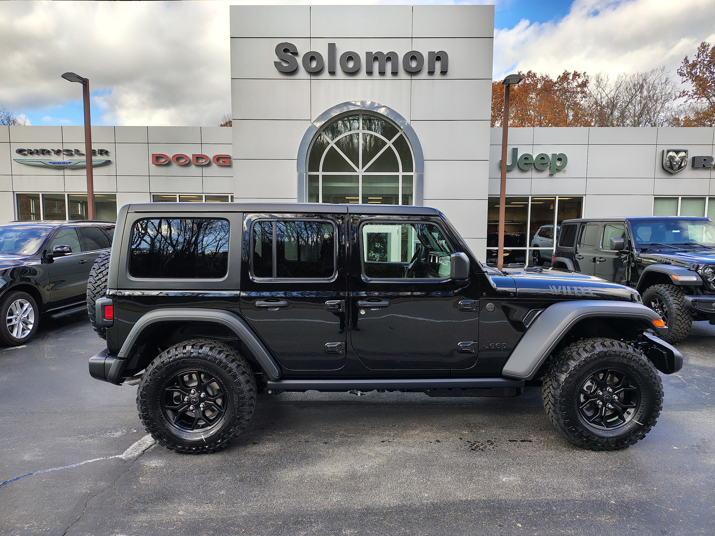 2026 Jeep Wrangler 4-Door Willys's photo