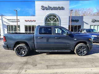 2026 Ram 1500 EXPRESS CREW CAB 4X4 5'7 BOX Pickup