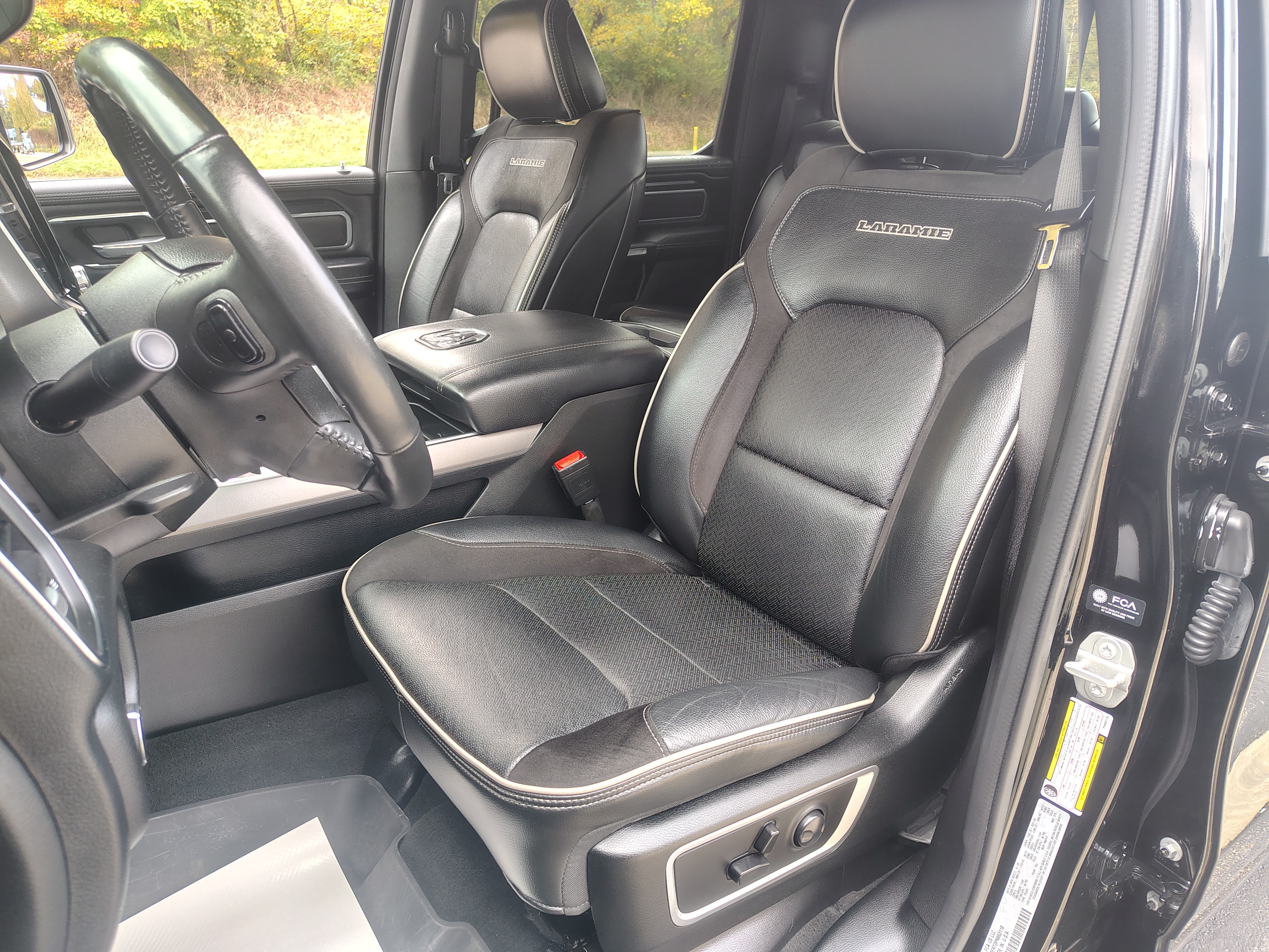 2023 Ram 1500 photo 15 of 40