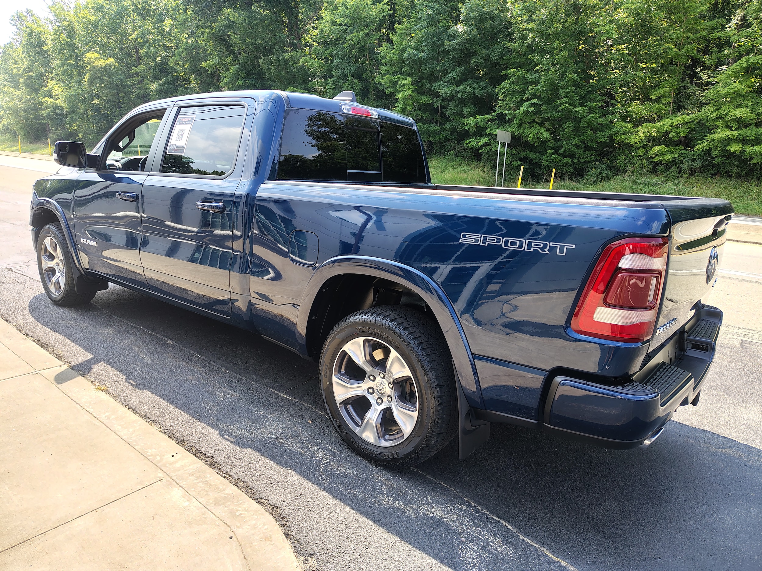 2022 Ram 1500 photo 7 of 44