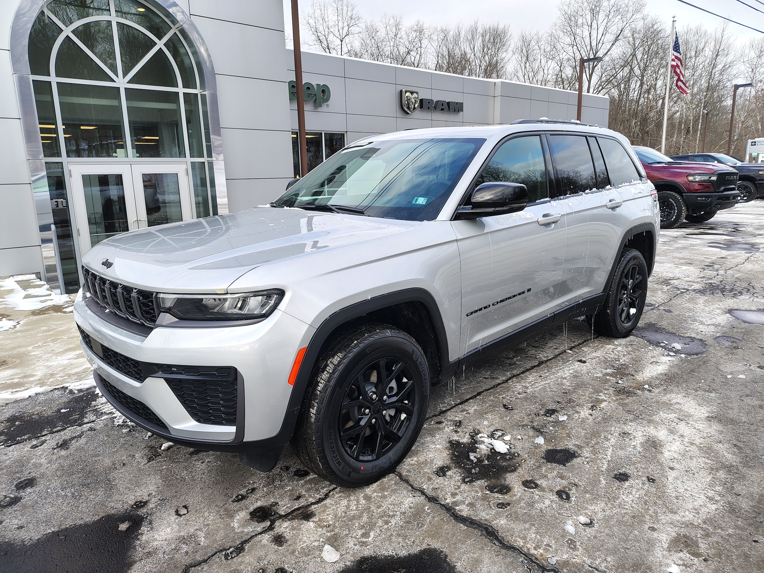 2026 Jeep Grand Cherokee LAREDO ALTITUDE 4X4 - 1