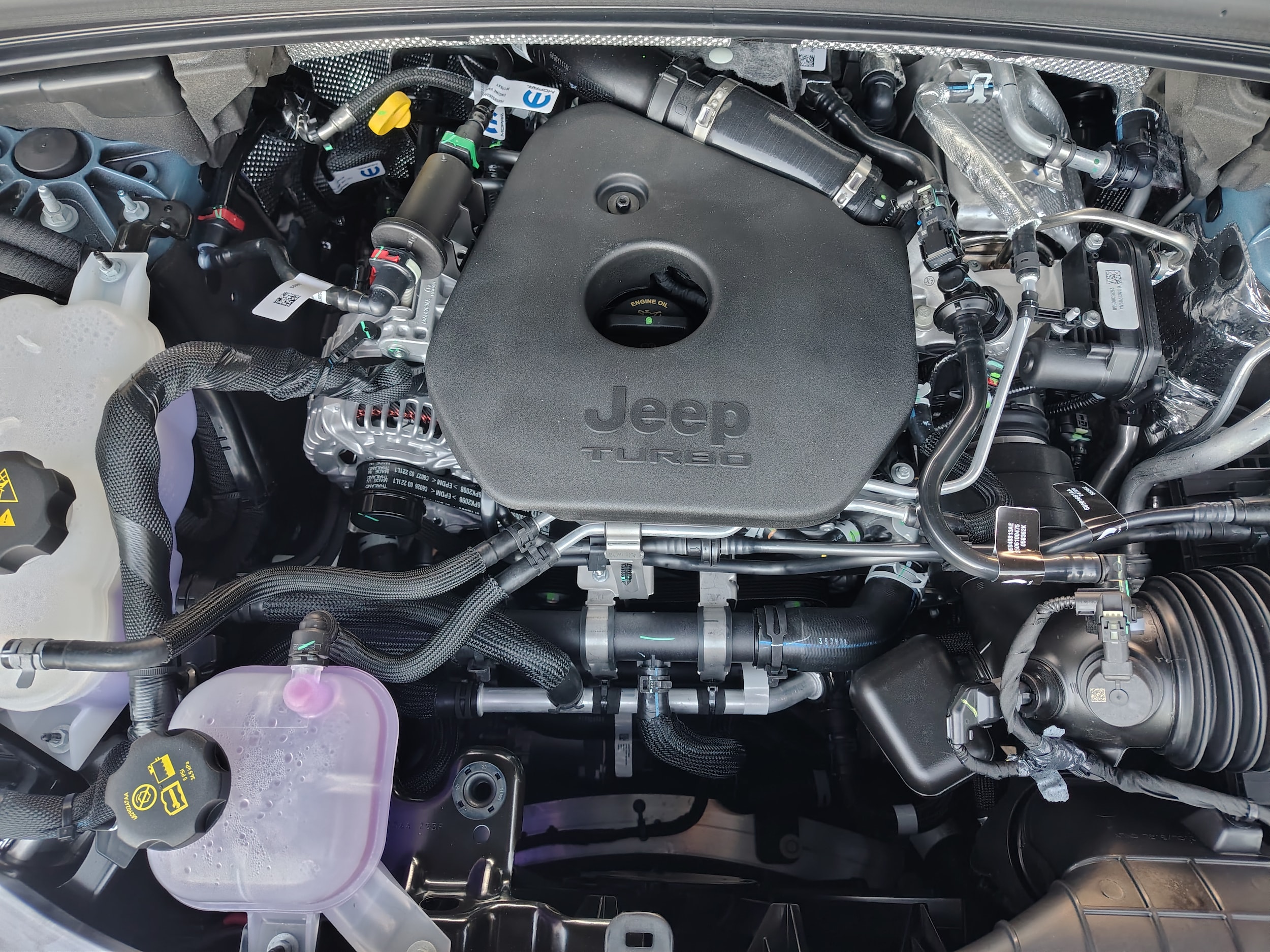 2027 Jeep Grand Cherokee photo 18 of 41