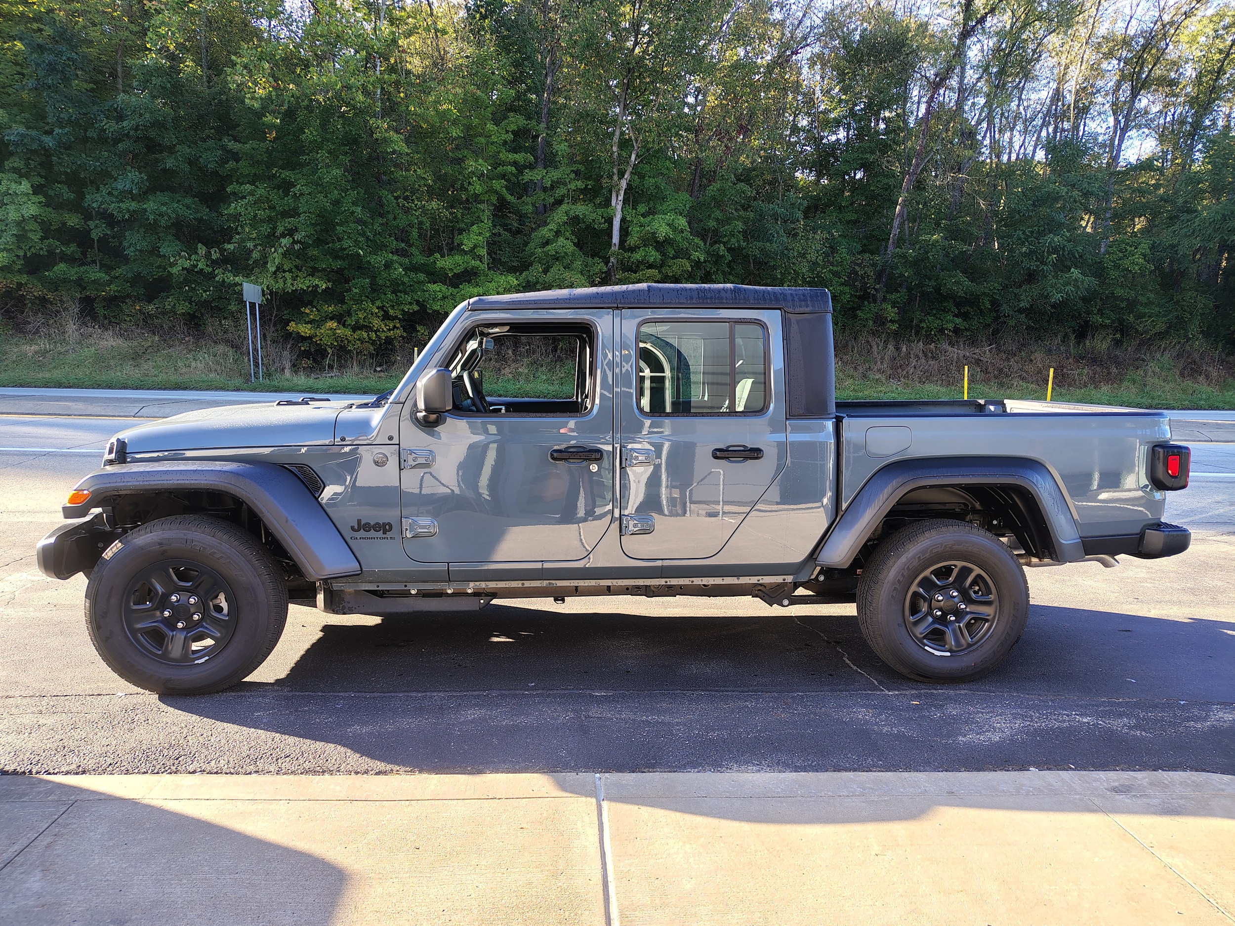 2026 Jeep Gladiator SPORT 4X4 - 5