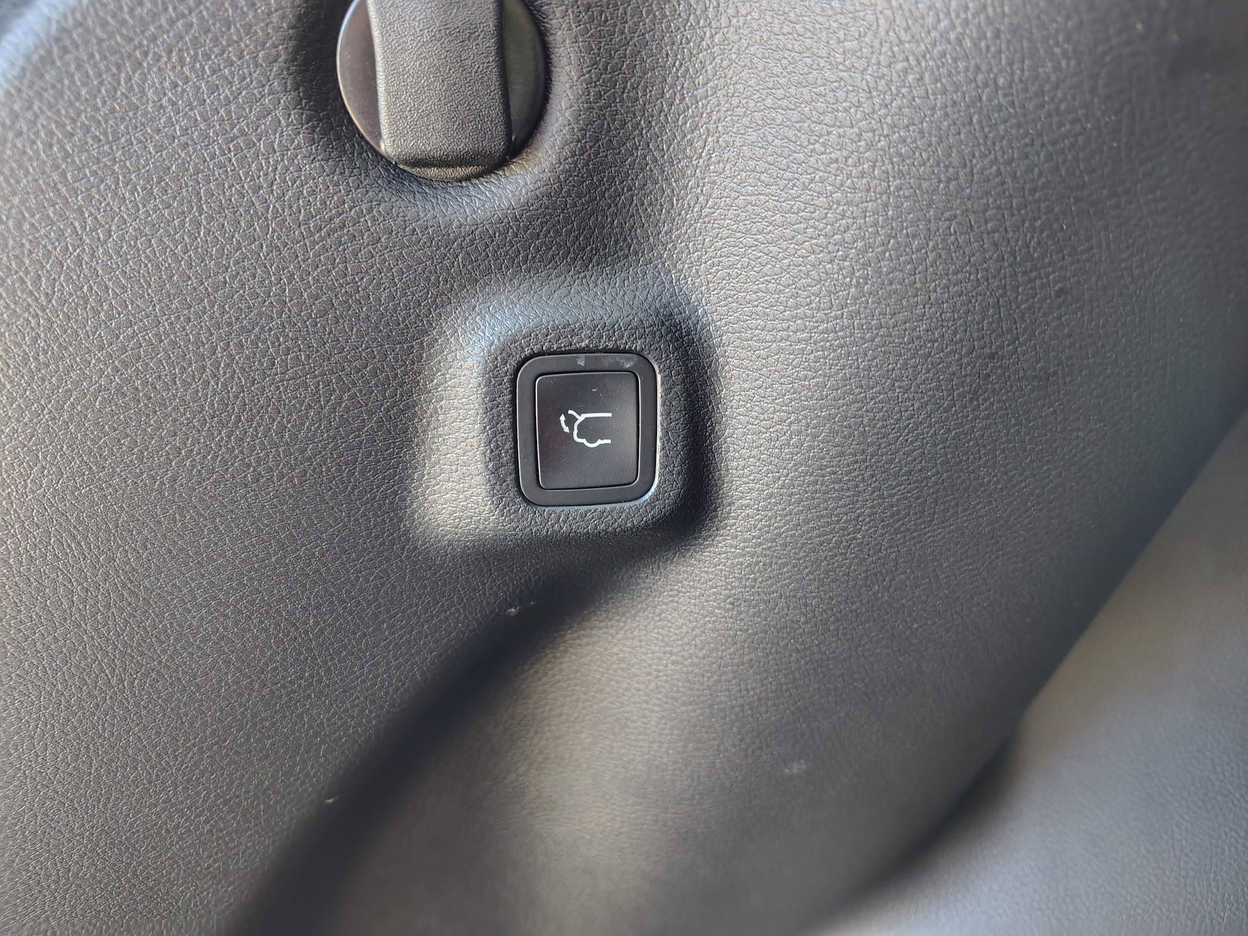 2025 Jeep Compass Limited Bright White Clearcoat at Solomon CJD Brownsville