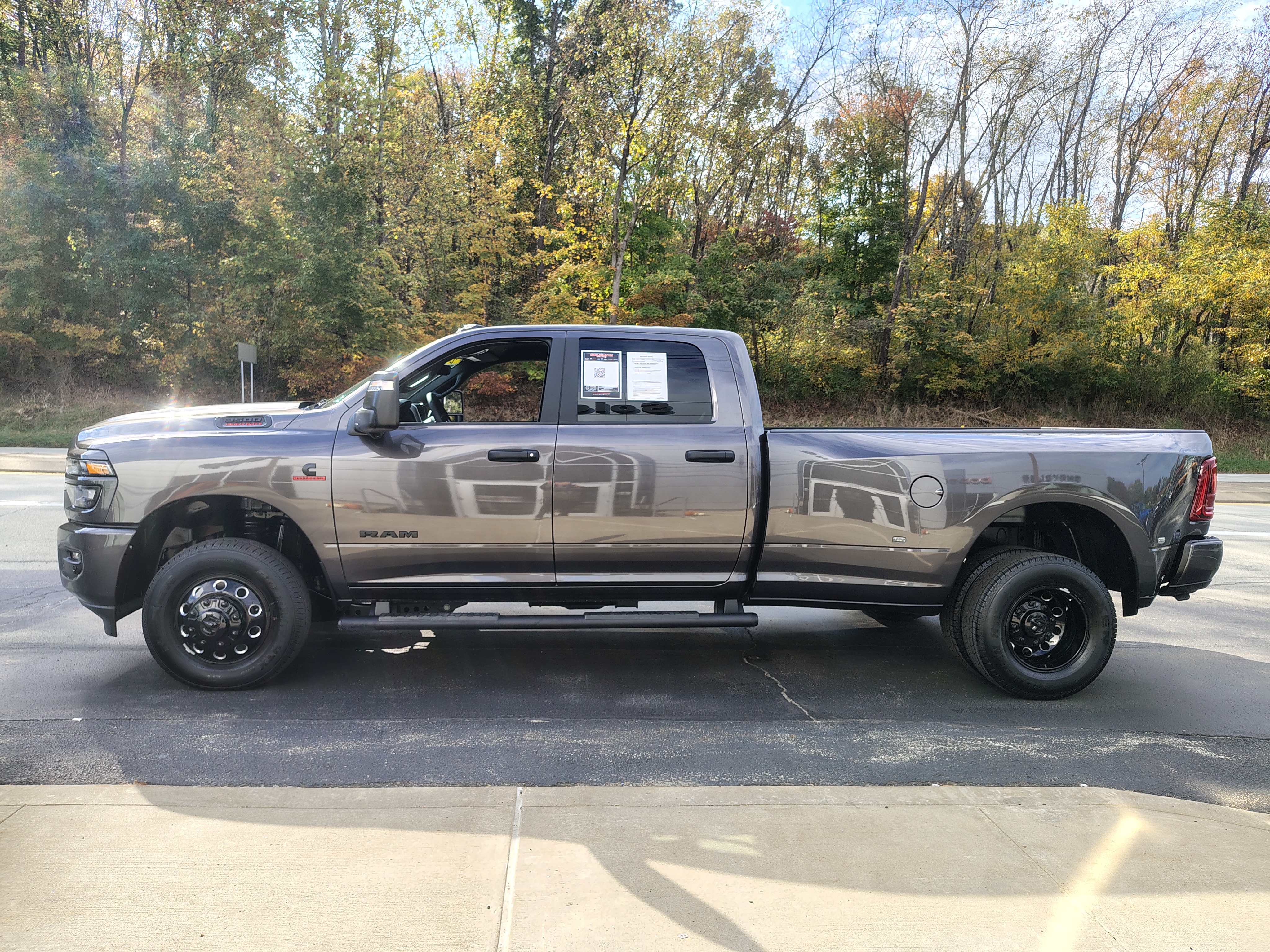 2026 Ram 3500 photo 8 of 40